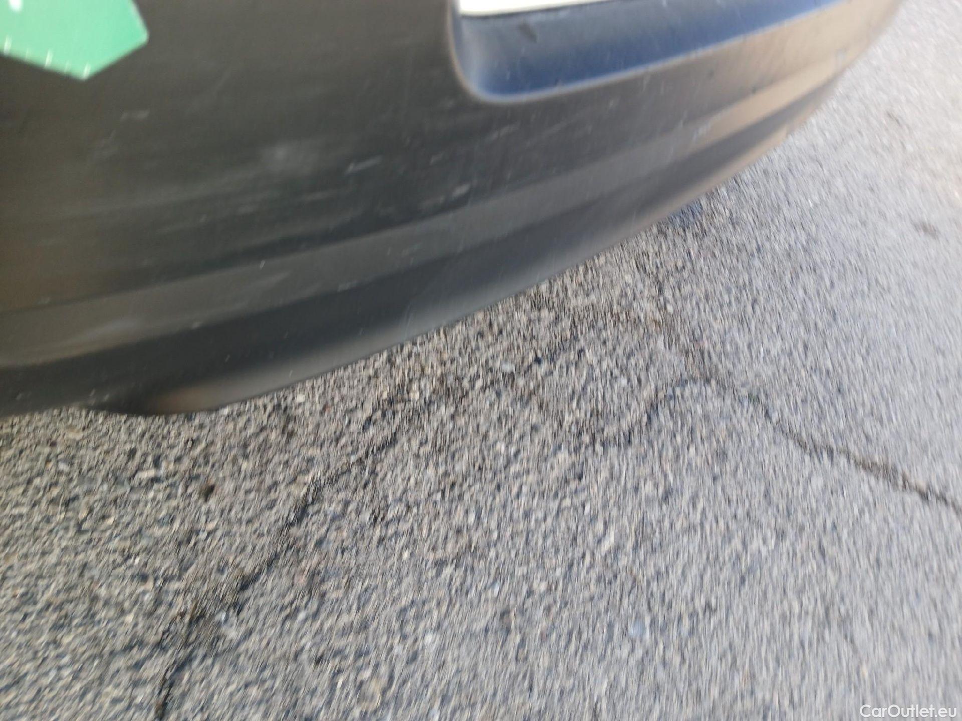  Citroen  C3 CITROEN  / 2020 / 5P / berlina con portón BlueHDi 75KW (100CV) S&S Live Pack #27