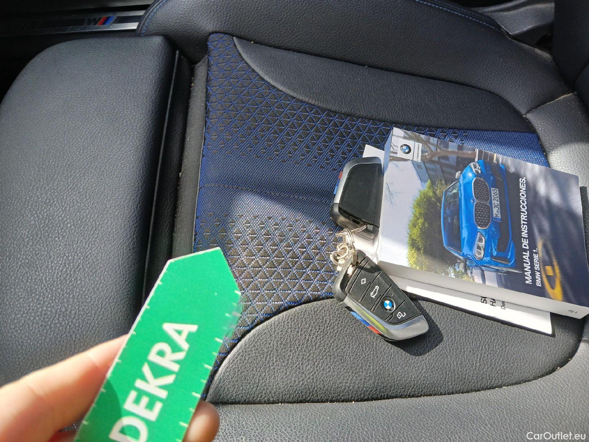  Bmw  Serie 1 BMW  / 2019 / 5P / berlina con portón 118i #2