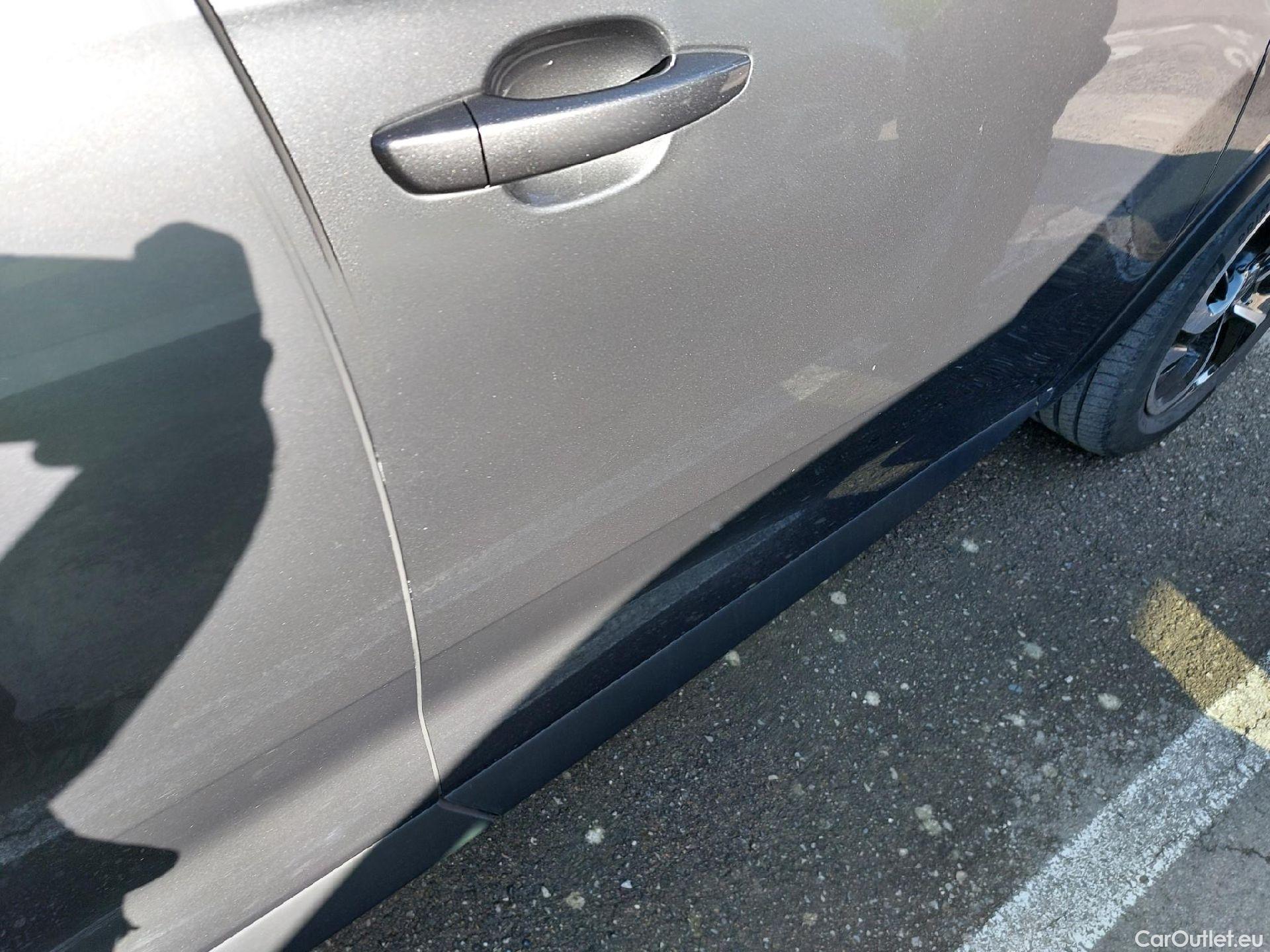  DS  DS7 DS DS 7 Crossback / 2017 / 5P / todoterreno BlueHDi DE 96kW (130CV) Auto. CHIC (AC) #11