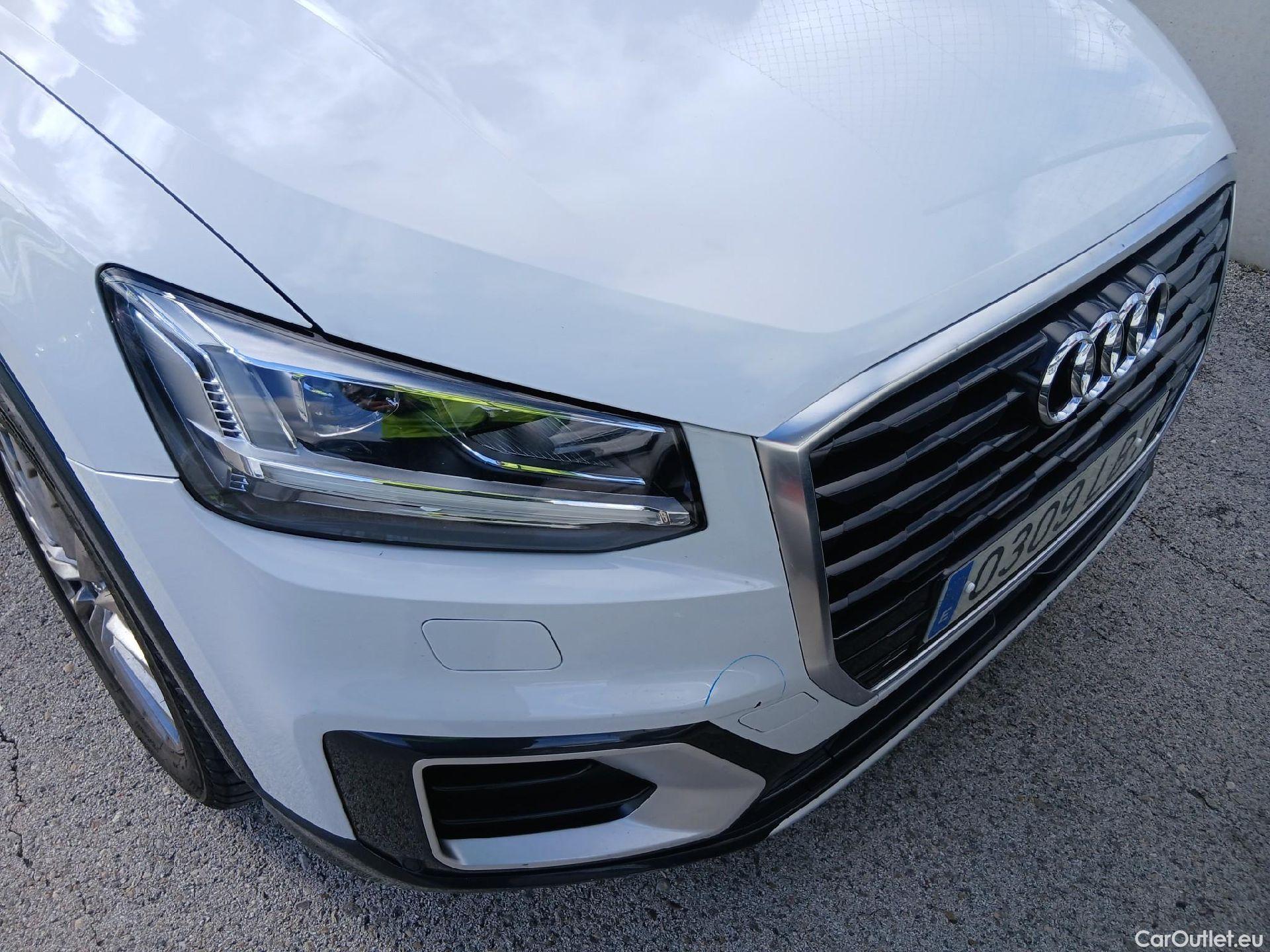  Audi  Q2 AUDI  / 2016 / 5P / todoterreno Design 30 TFSI 85kW (116CV) #11