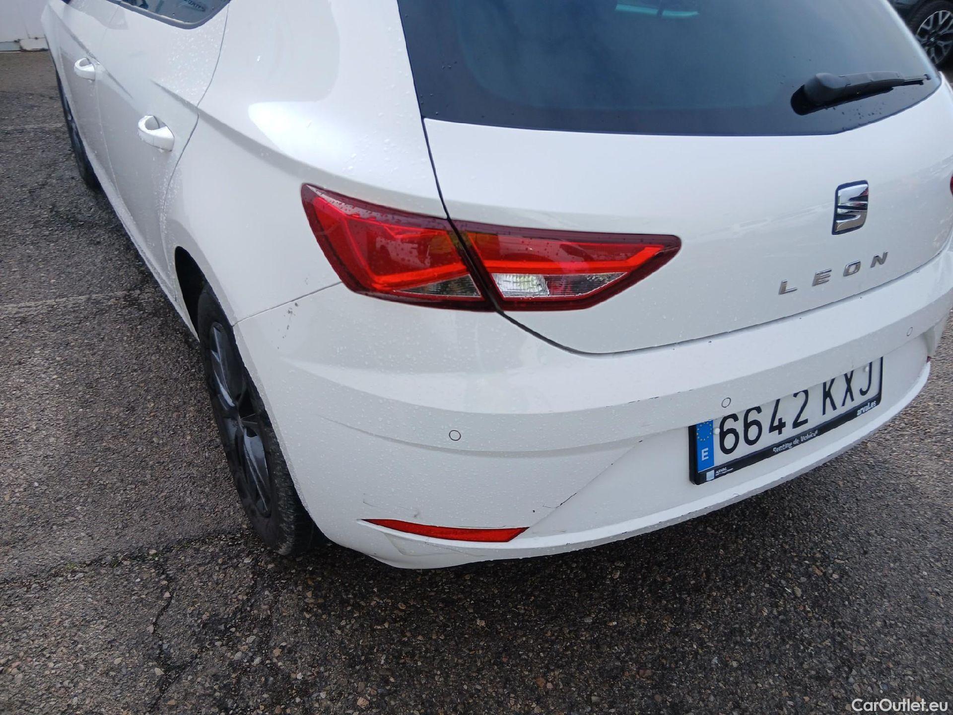  Seat  Leon SEAT León / 2016 / 5P / berlina con portón 1.6 TDI 85kW S&S Style Visio Ed Nav #15
