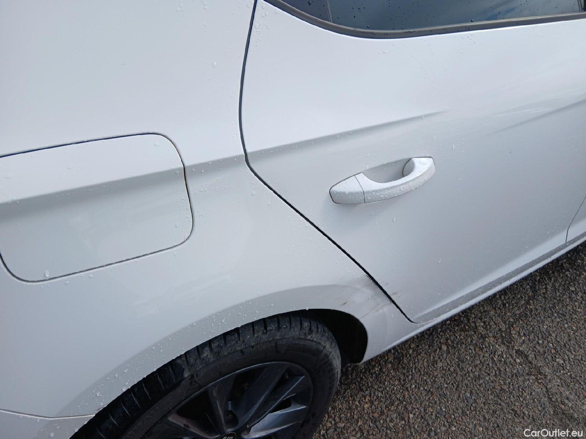  Seat  Leon SEAT León / 2016 / 5P / berlina con portón 1.6 TDI 85kW S&S Style Visio Ed Nav #20