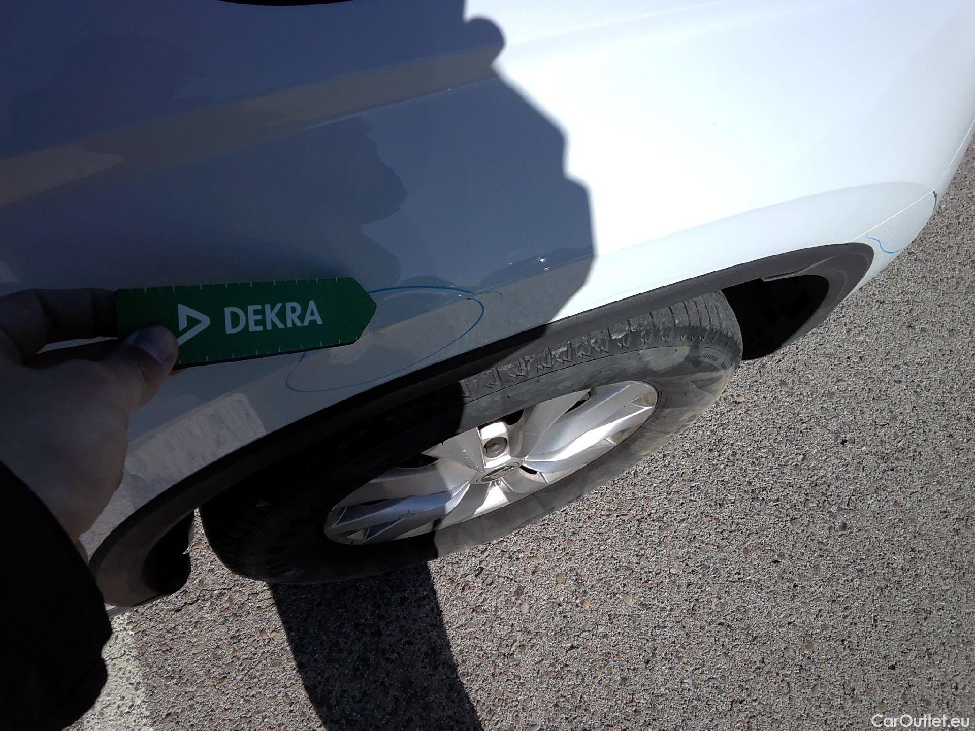  Skoda  Karoq SKODA  / 2021 / 5P / todoterreno 2.0 TDI 85kW (115CV) Ambition #26