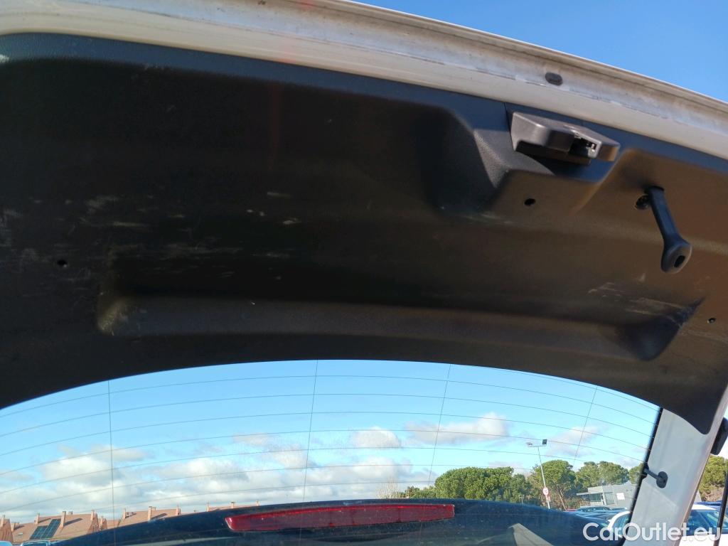  Skoda  Fabia SKODA  / 2021 / 5P / berlina con portón 1.0 TSI 70KW (95CV) Emotion (AC) #8