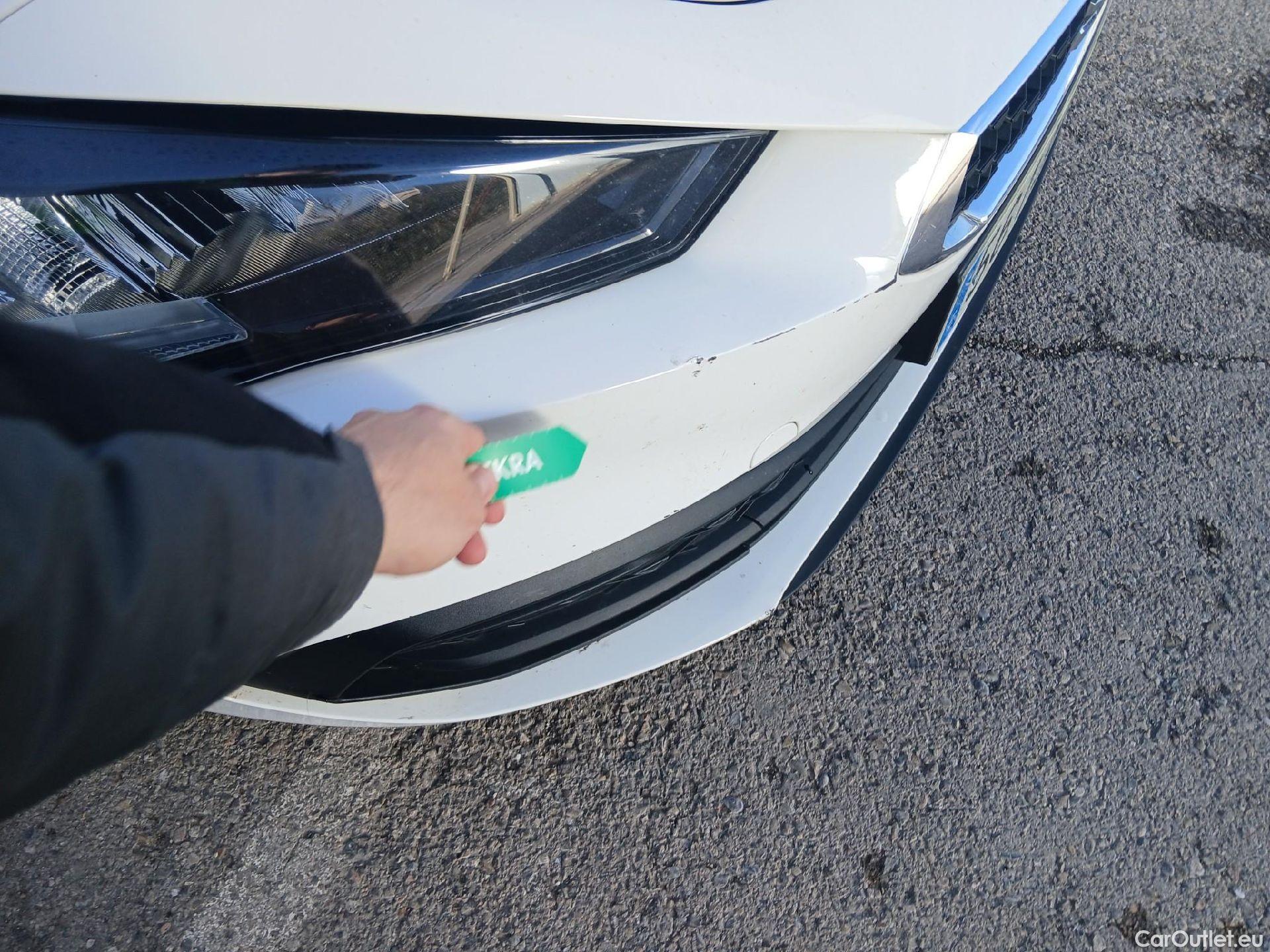  Seat  Leon SEAT Nuevo León / 2020 / 5P / berlina con portón 2.0 TDI 85kW S&S Style Go(SP) #1