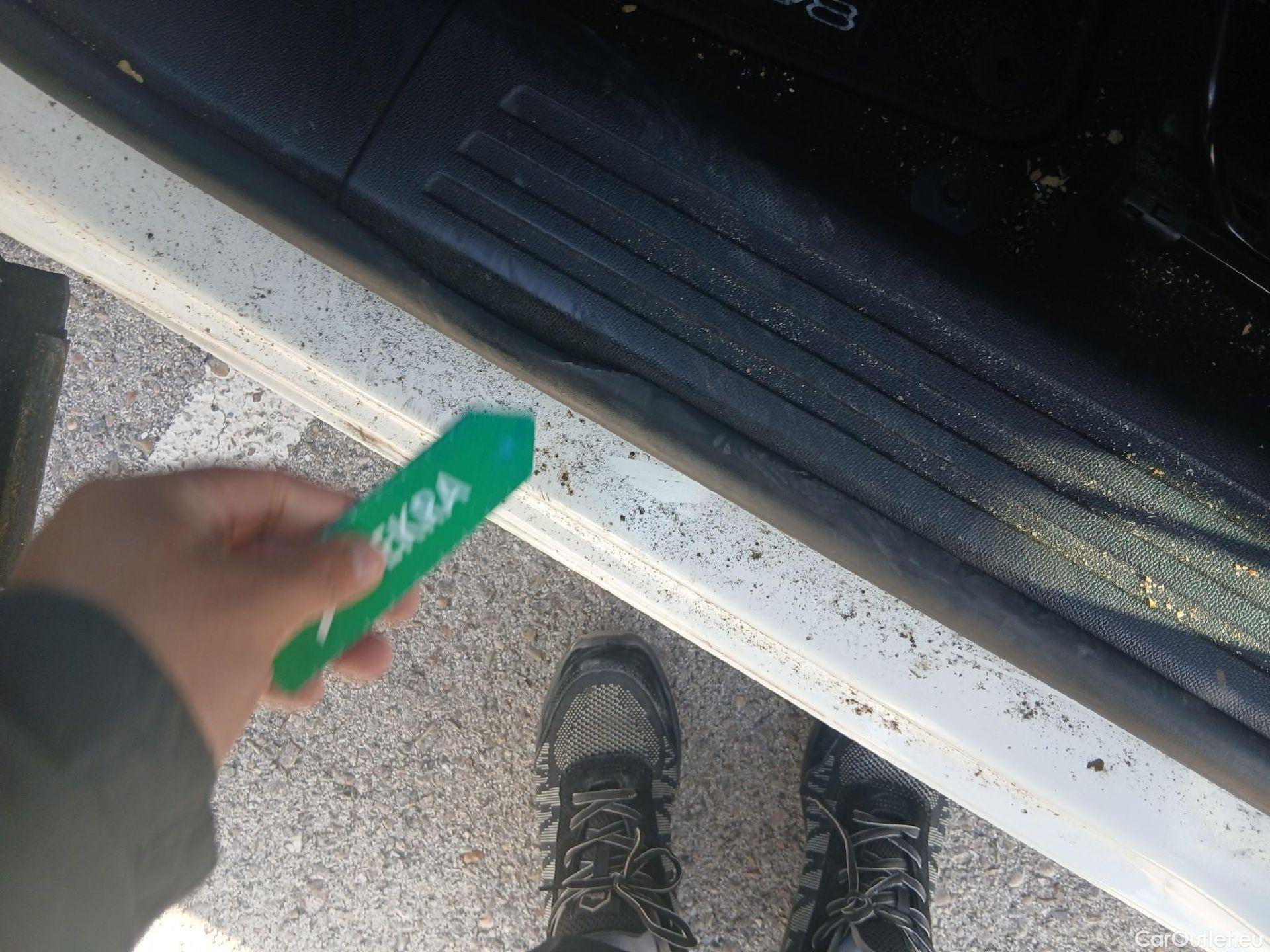  Peugeot  2008 PEUGEOT  / 2019 / 5P / todoterreno Allure BlueHDI 81kW (110CV) #6