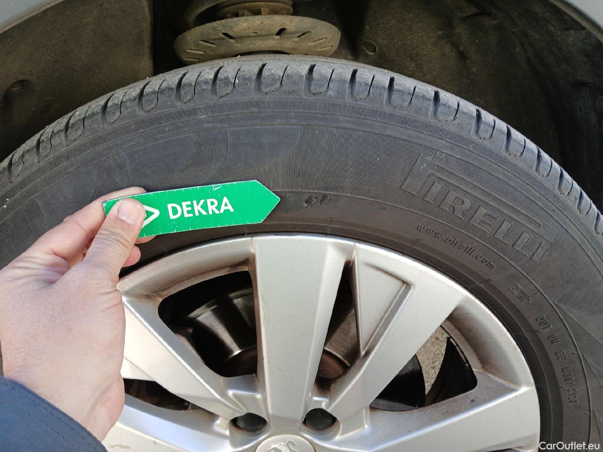  Peugeot  3008 PEUGEOT  / 2020 / 5P / todoterreno 1.5 BlueHDi 96kW (130CV) S&S Active Pack (AC3) #7