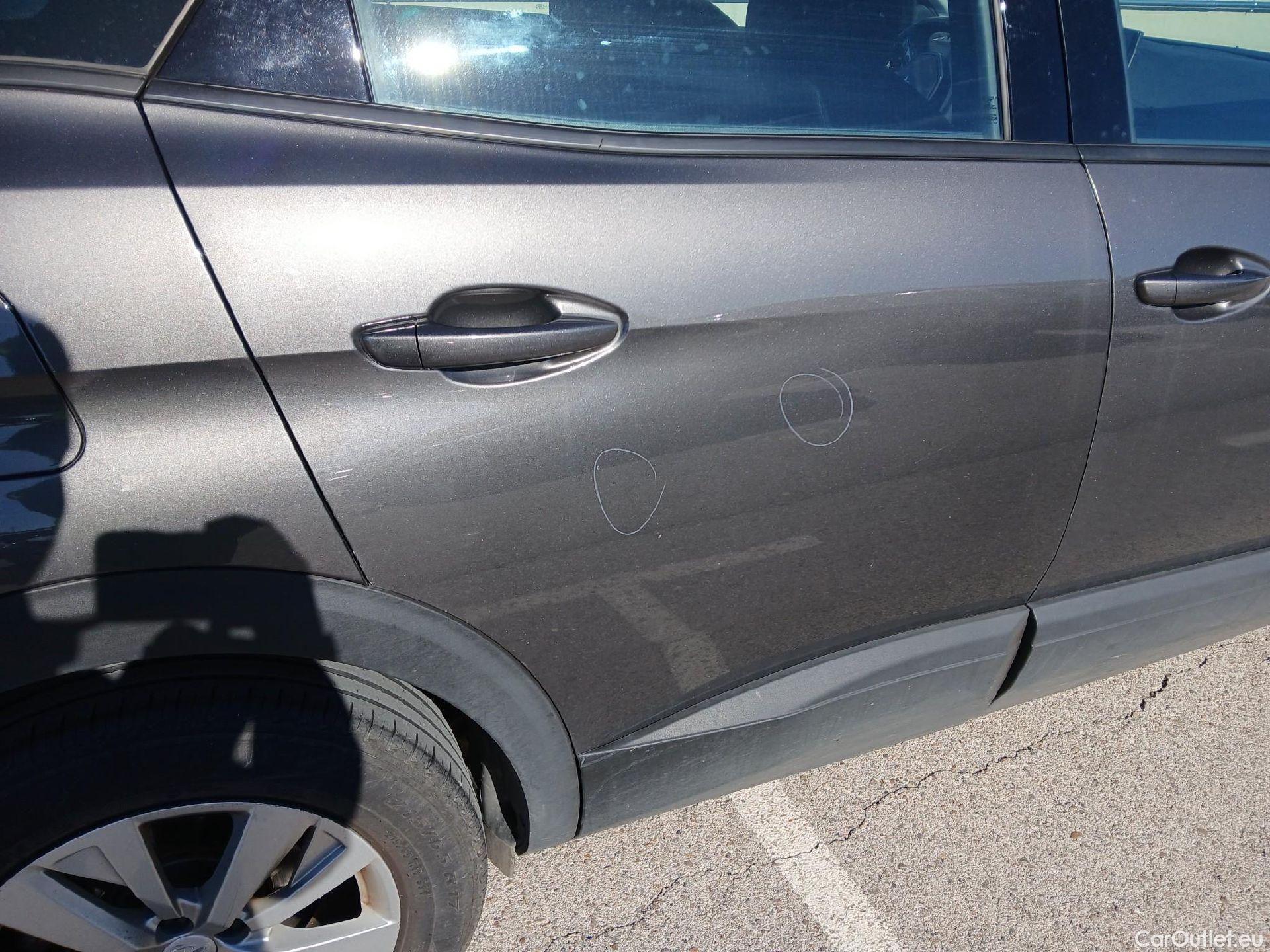  Peugeot  3008 PEUGEOT  / 2020 / 5P / todoterreno 1.5 BlueHDi 96kW (130CV) S&S Active Pack (AC3) #26