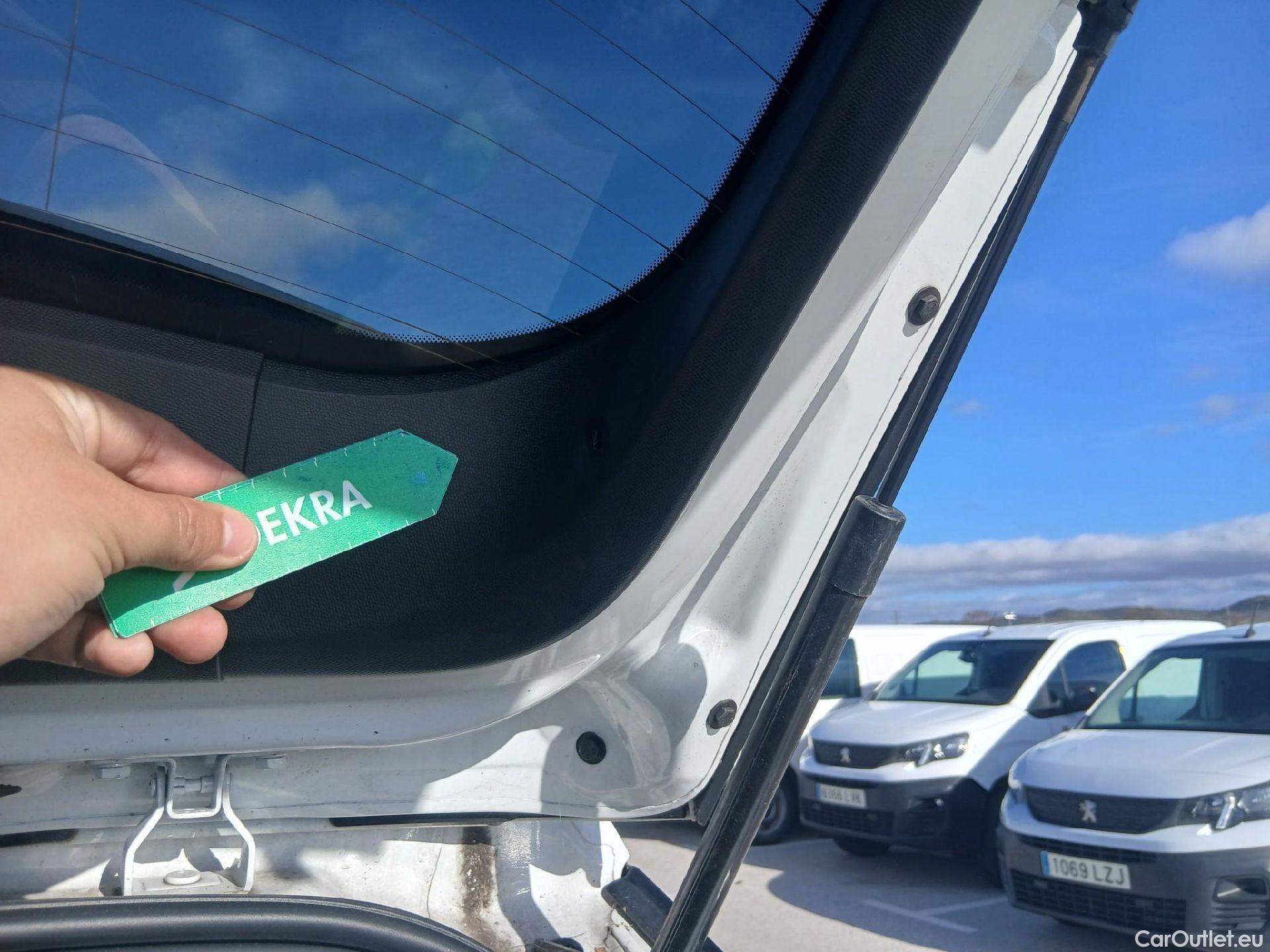  Peugeot  2008 PEUGEOT  / 2019 / 5P / todoterreno Allure BlueHDI 81kW (110CV) #1