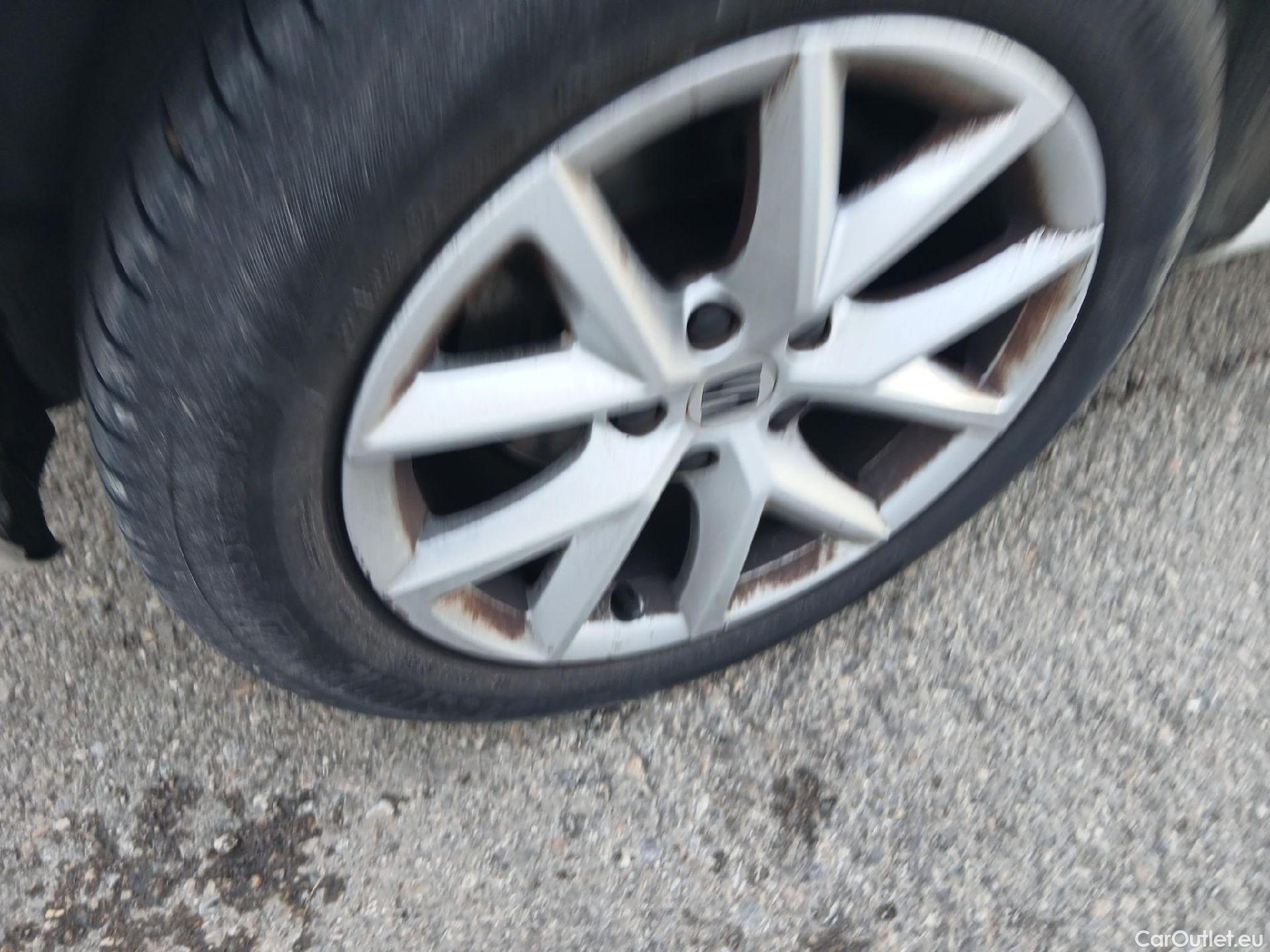  Seat  Leon SEAT Nuevo León / 2020 / 5P / berlina con portón 2.0 TDI 85kW S&S Style Go(SP) #14