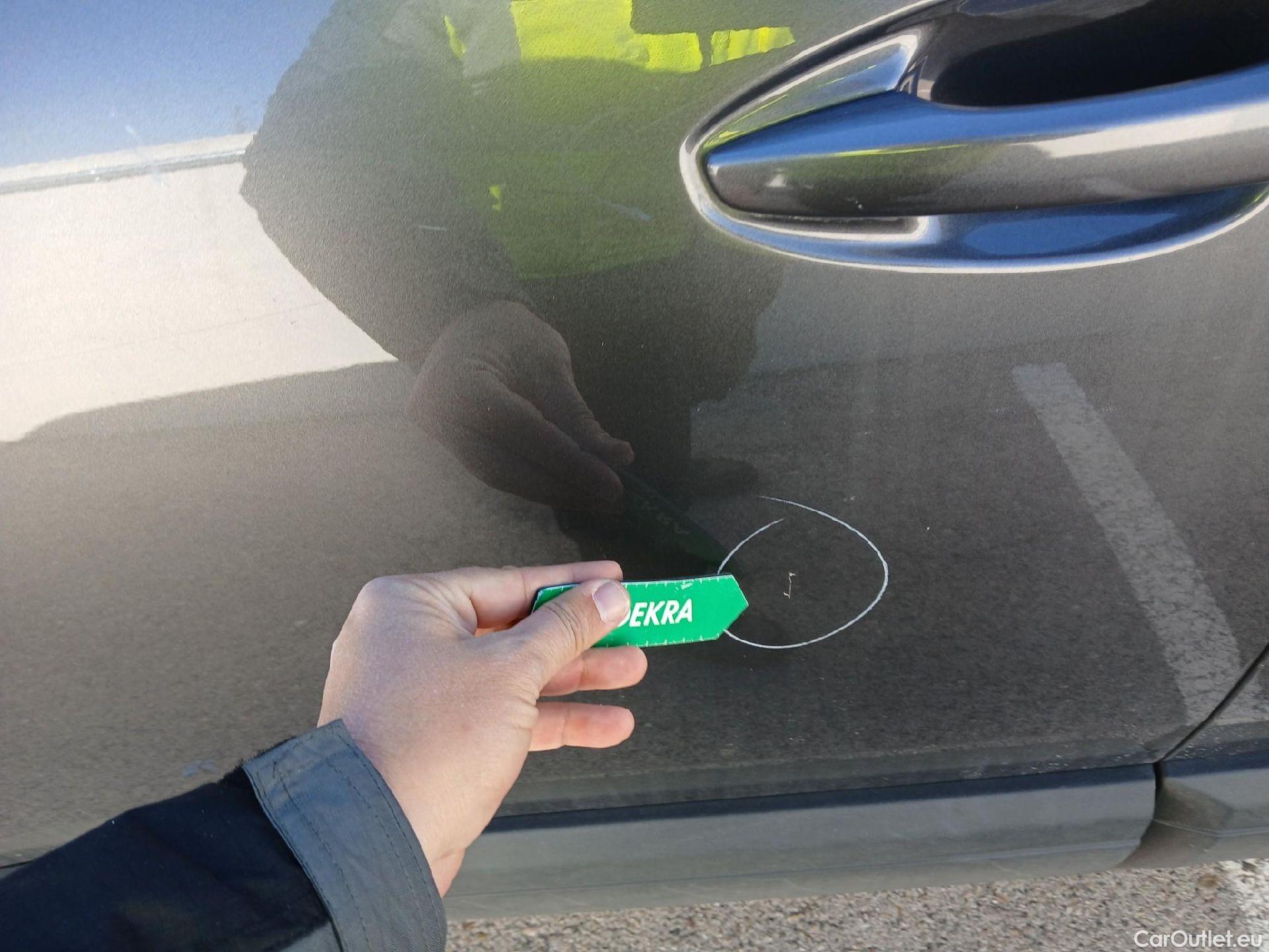  Peugeot  3008 PEUGEOT  / 2020 / 5P / todoterreno 1.5 BlueHDi 96kW (130CV) S&S Active Pack (AC3) #17