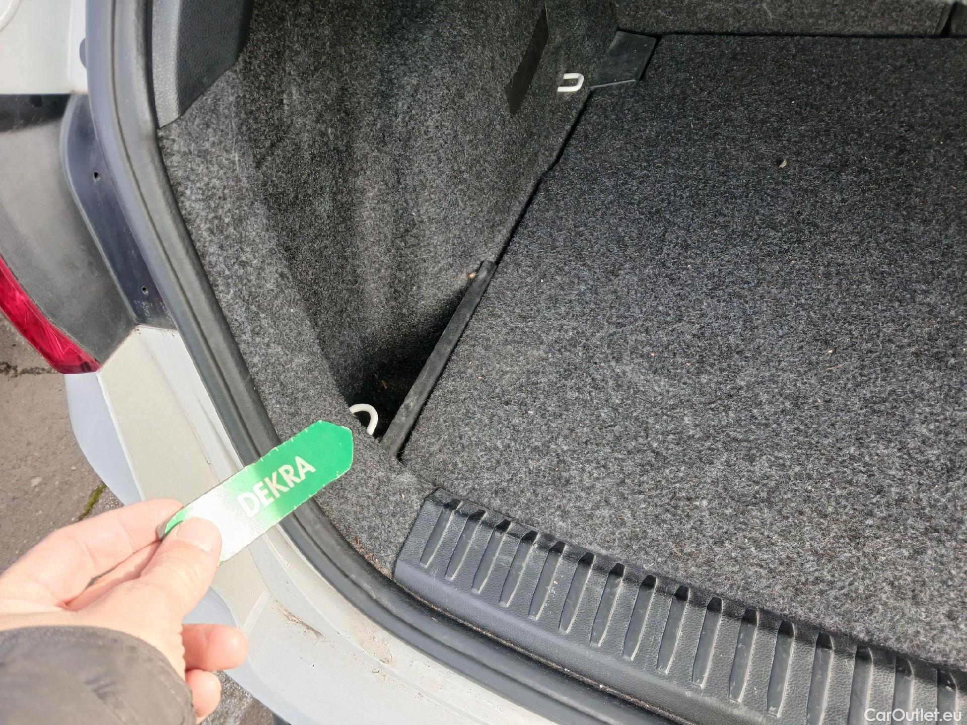  Seat  Arona SEAT  / 2017 / 5P / todoterreno 1.0 TSI 70kW (95CV) Style Edition Eco (CX) #32