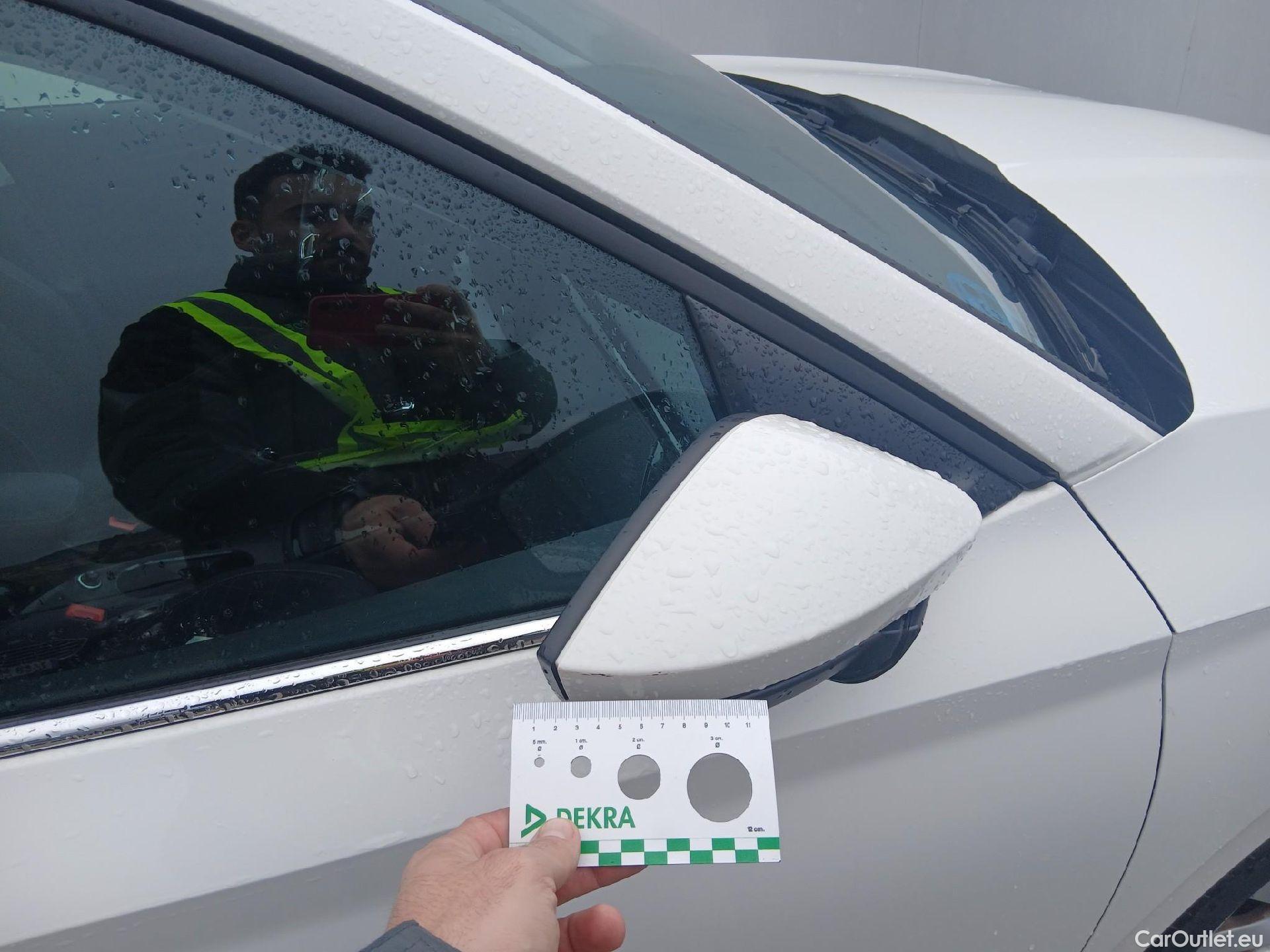  Skoda  KAMIQ SKODA  1.0 TSI 81kW (110CV) DSG Ambition (CX) #18