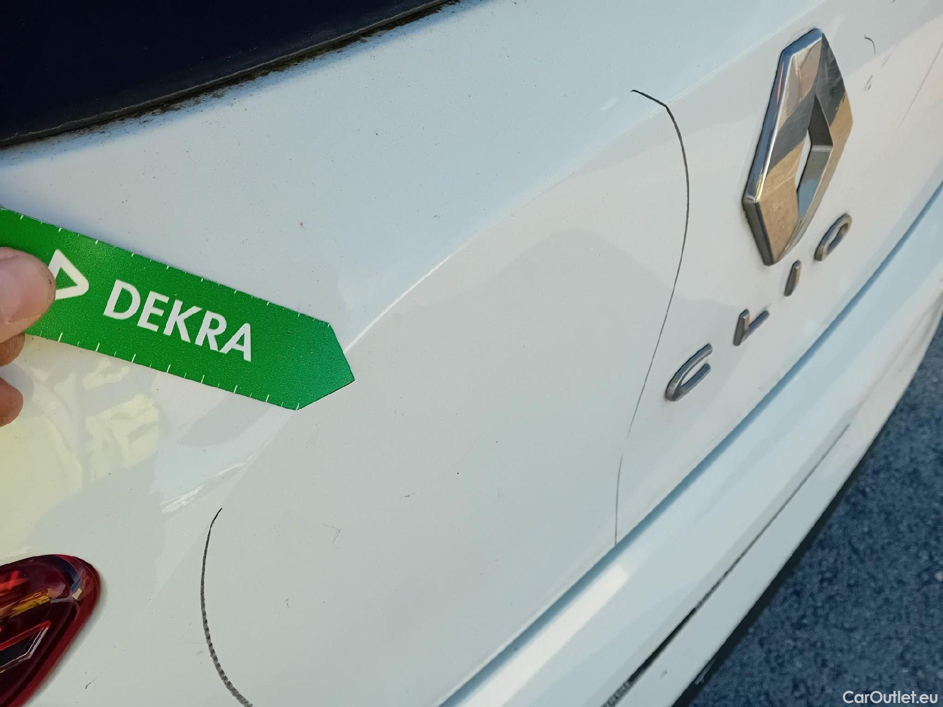  Renault  Clio RENAULT  / 2019 / 5P / berlina con portón Intens TCe 67 kW (91CV) (AC) #11