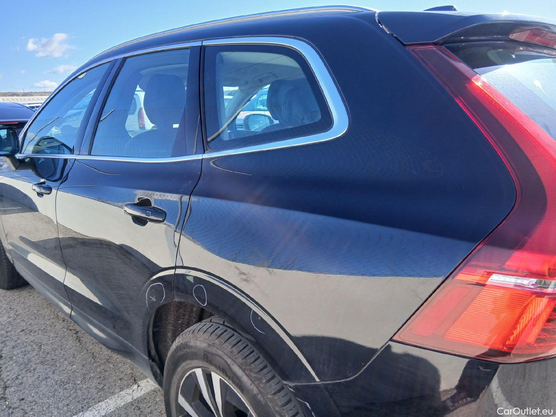  Volvo  XC60 VOLVO  / 2017 / 5P / todoterreno 2.0 B4 D Momentum Pro Auto #22