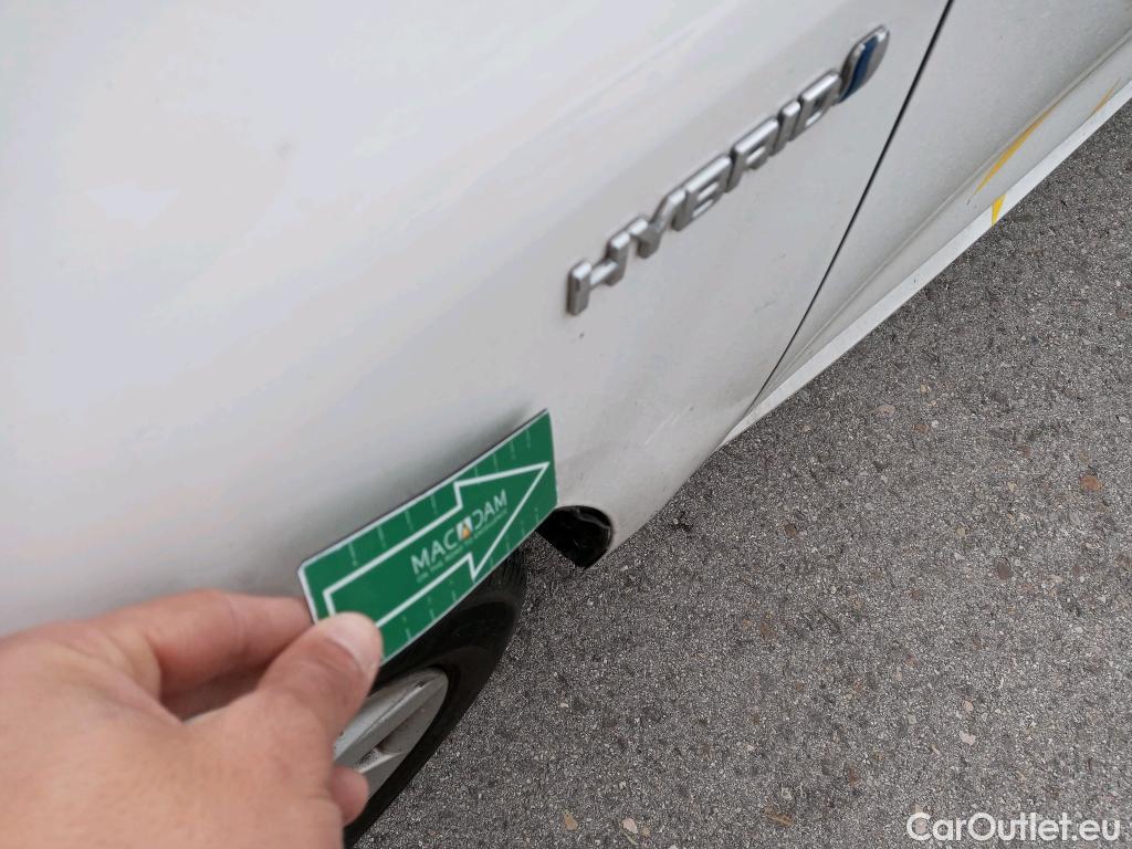  Toyota  Corolla TOYOTA  / 2019 / 5P / berlina con portón 1.8 125H BUSINESS PLUS E-CVT #3