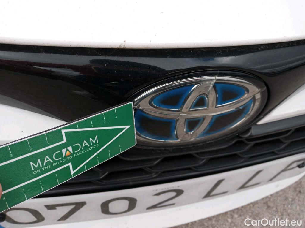  Toyota  Corolla TOYOTA  / 2019 / 5P / berlina con portón 1.8 125H BUSINESS PLUS E-CVT #1