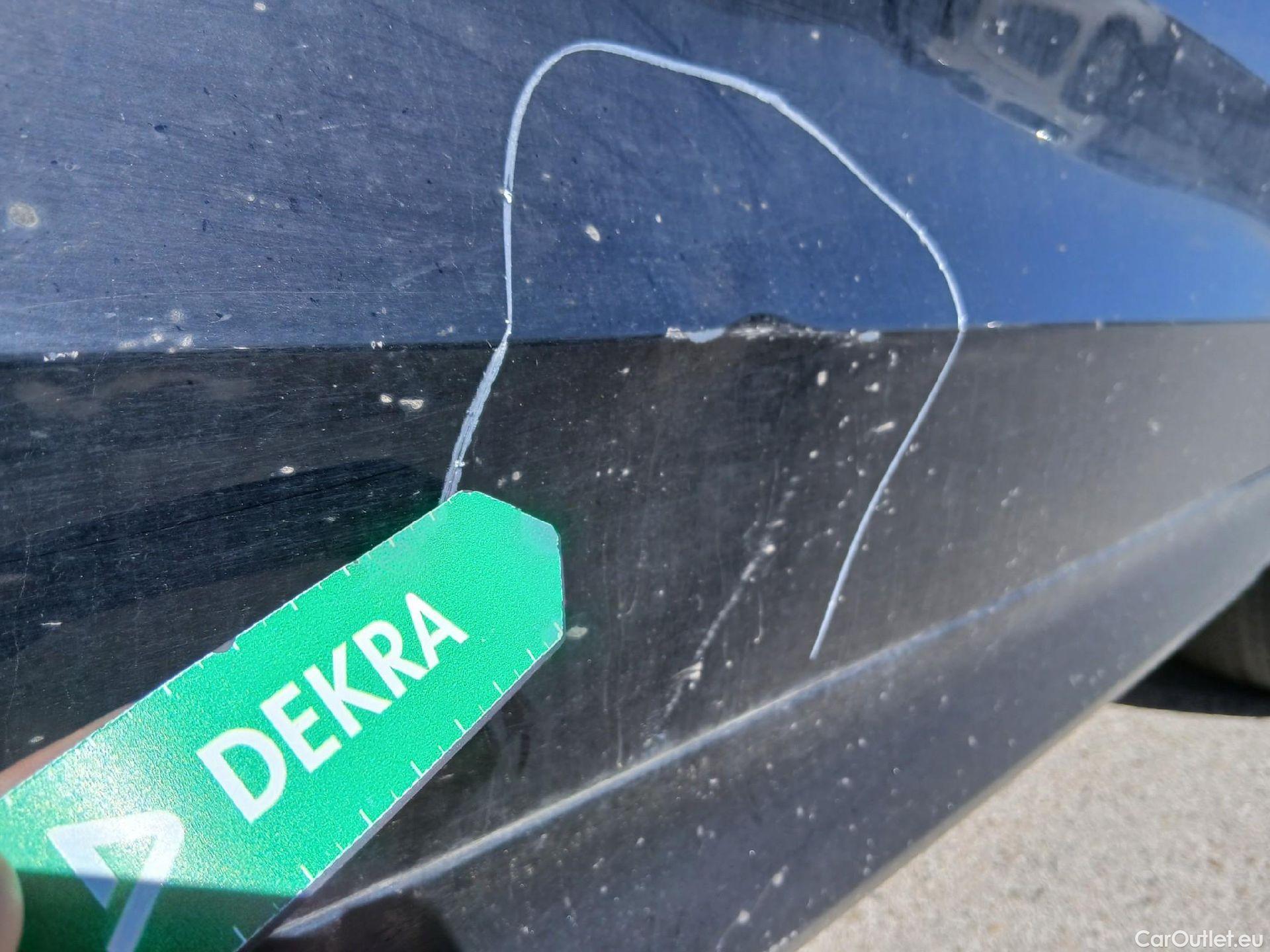  Volvo  XC60 VOLVO  / 2017 / 5P / todoterreno 2.0 B4 D Momentum Pro Auto #45