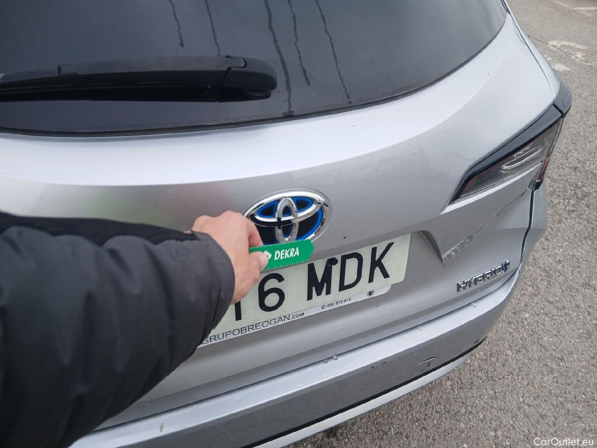  Toyota  Corolla TOYOTA  / 2019 / 5P / familiar 1.8 125H ACTIVE TECH E-CVT TOU SPORT #13