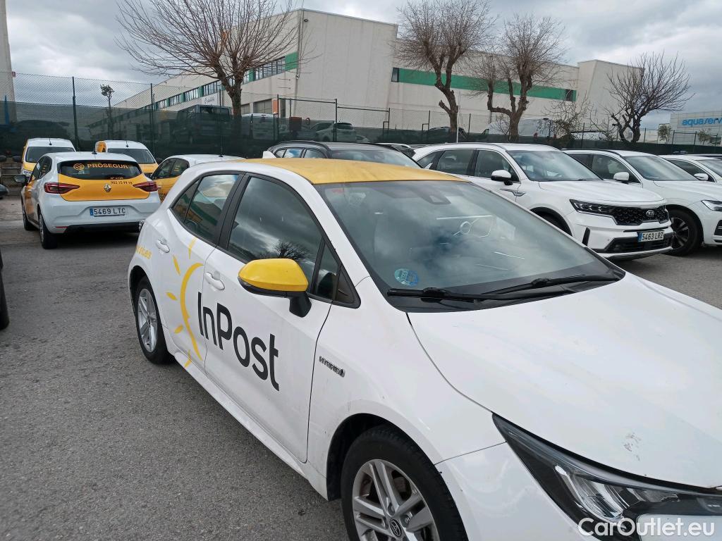  Toyota  Corolla TOYOTA  / 2019 / 5P / berlina con portón 1.8 125H BUSINESS PLUS E-CVT #33