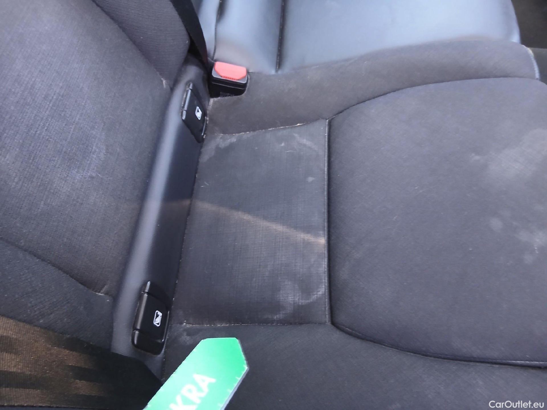  Volvo  XC60 VOLVO  / 2017 / 5P / todoterreno 2.0 B4 D Momentum Pro Auto #15