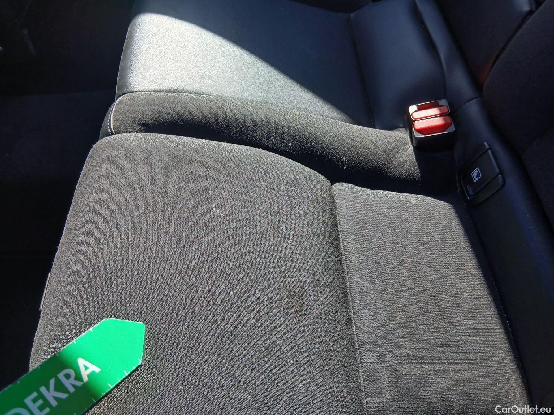  Volvo  XC60 VOLVO  / 2017 / 5P / todoterreno 2.0 B4 D Momentum Pro Auto #14