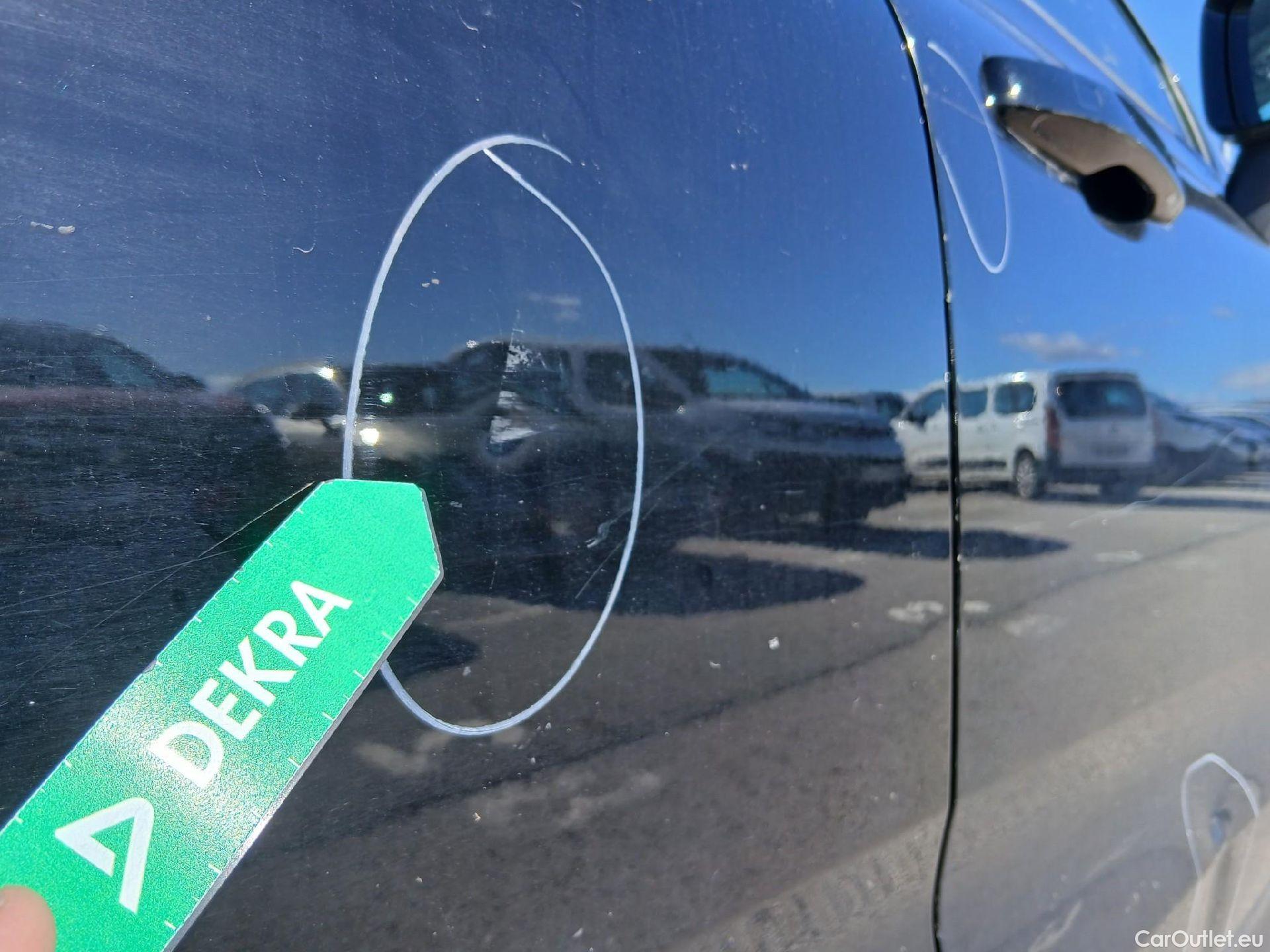  Volvo  XC60 VOLVO  / 2017 / 5P / todoterreno 2.0 B4 D Momentum Pro Auto #42