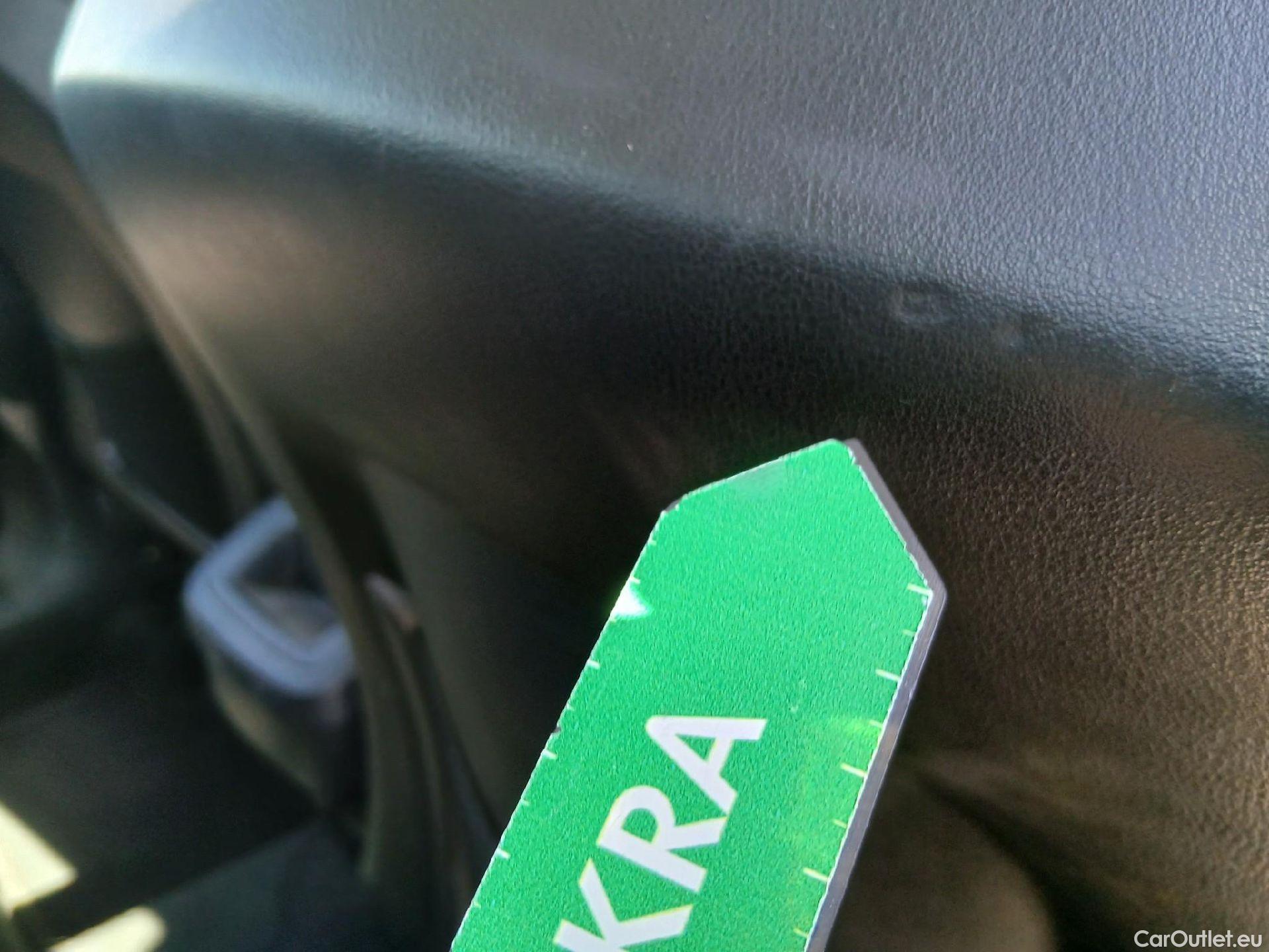  Volvo  XC60 VOLVO  / 2017 / 5P / todoterreno 2.0 B4 D Momentum Pro Auto #52