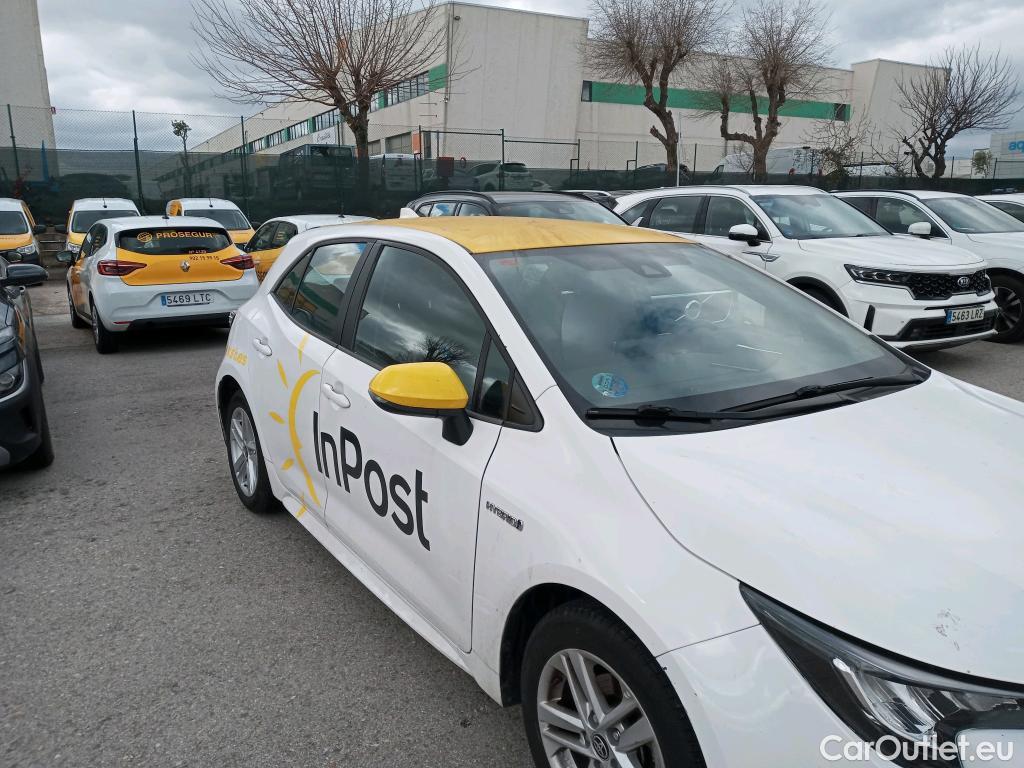  Toyota  Corolla TOYOTA  / 2019 / 5P / berlina con portón 1.8 125H BUSINESS PLUS E-CVT #32