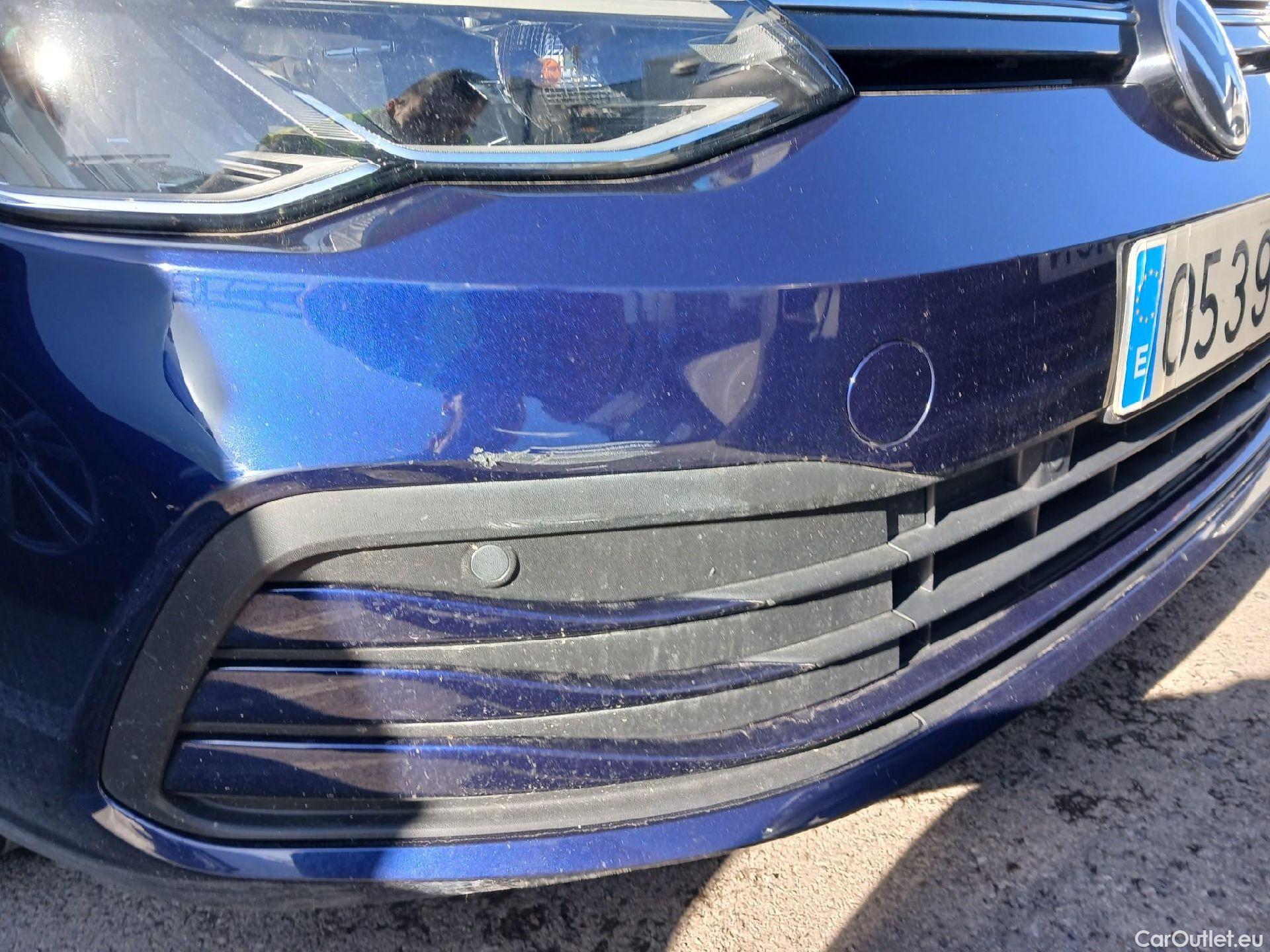  Volkswagen  Golf  VOLKSWAGEN / 2020 / 5P / berlina con portón 2.0 TDI 85kW (115CV) #3