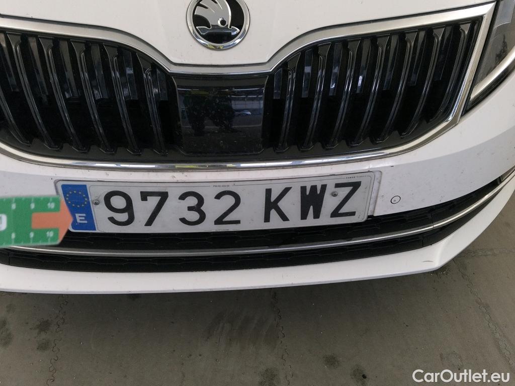  Skoda  Octavia SKODA  / 2016 / 5P / familiar Combi 2.0 TDI CR 110KW (150CV) Style #20