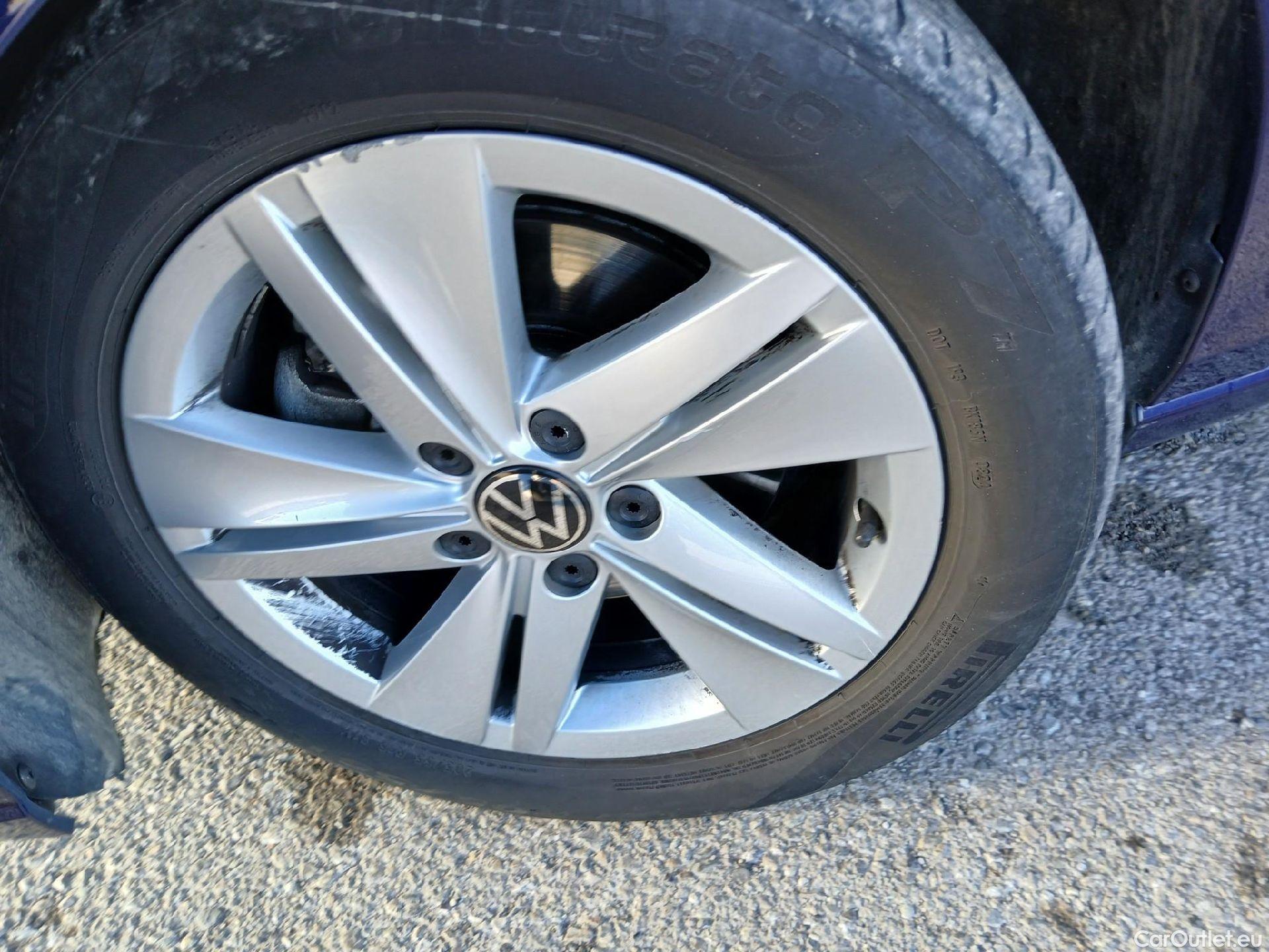  Volkswagen  Golf  VOLKSWAGEN / 2020 / 5P / berlina con portón 2.0 TDI 85kW (115CV) #28