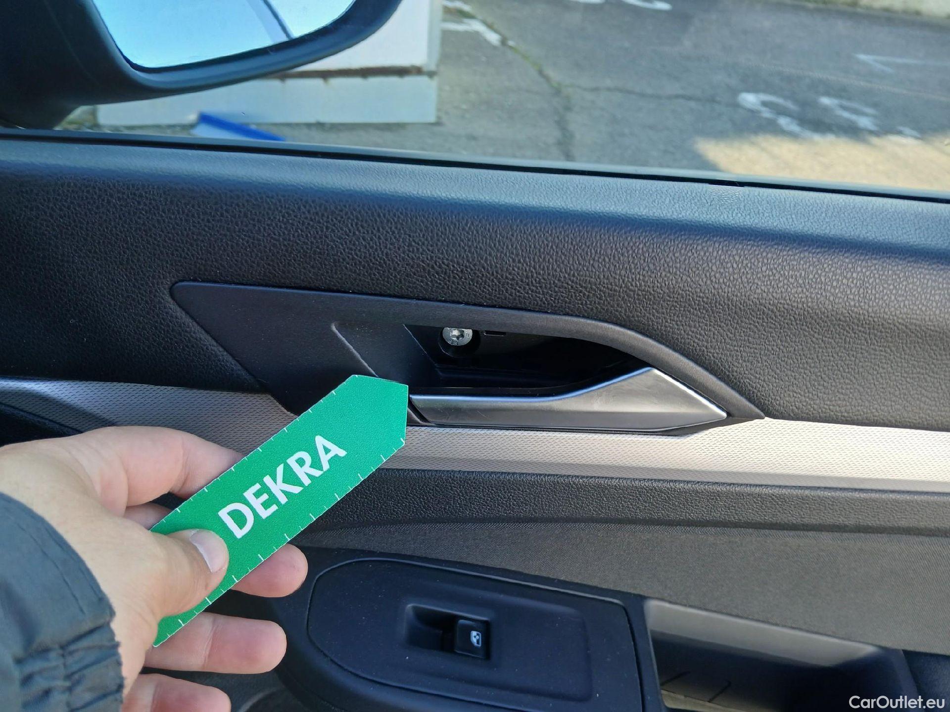  Volkswagen  Golf  VOLKSWAGEN / 2020 / 5P / berlina con portón 2.0 TDI 85kW (115CV) #5