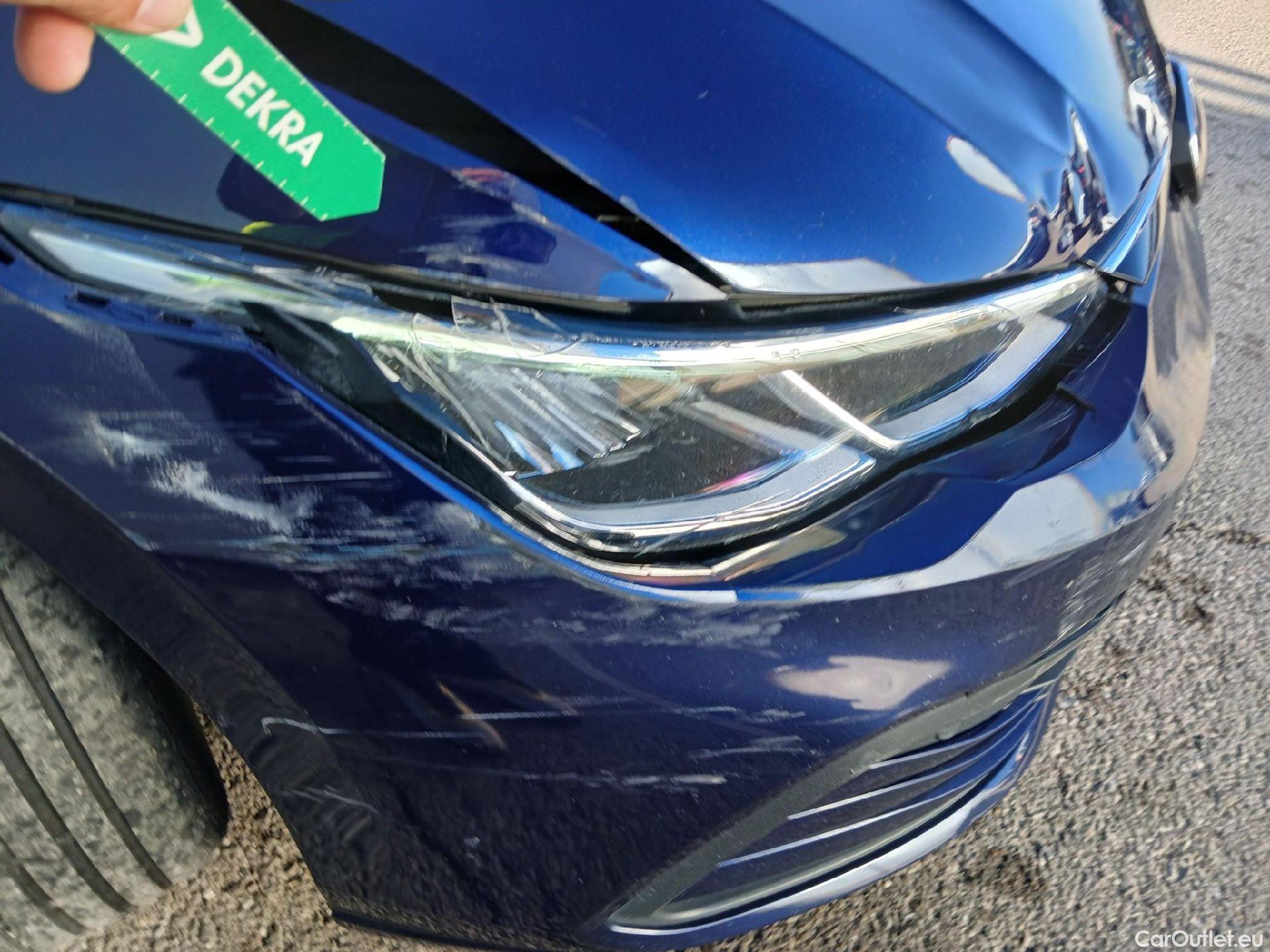  Volkswagen  Golf  VOLKSWAGEN / 2020 / 5P / berlina con portón 2.0 TDI 85kW (115CV) #17