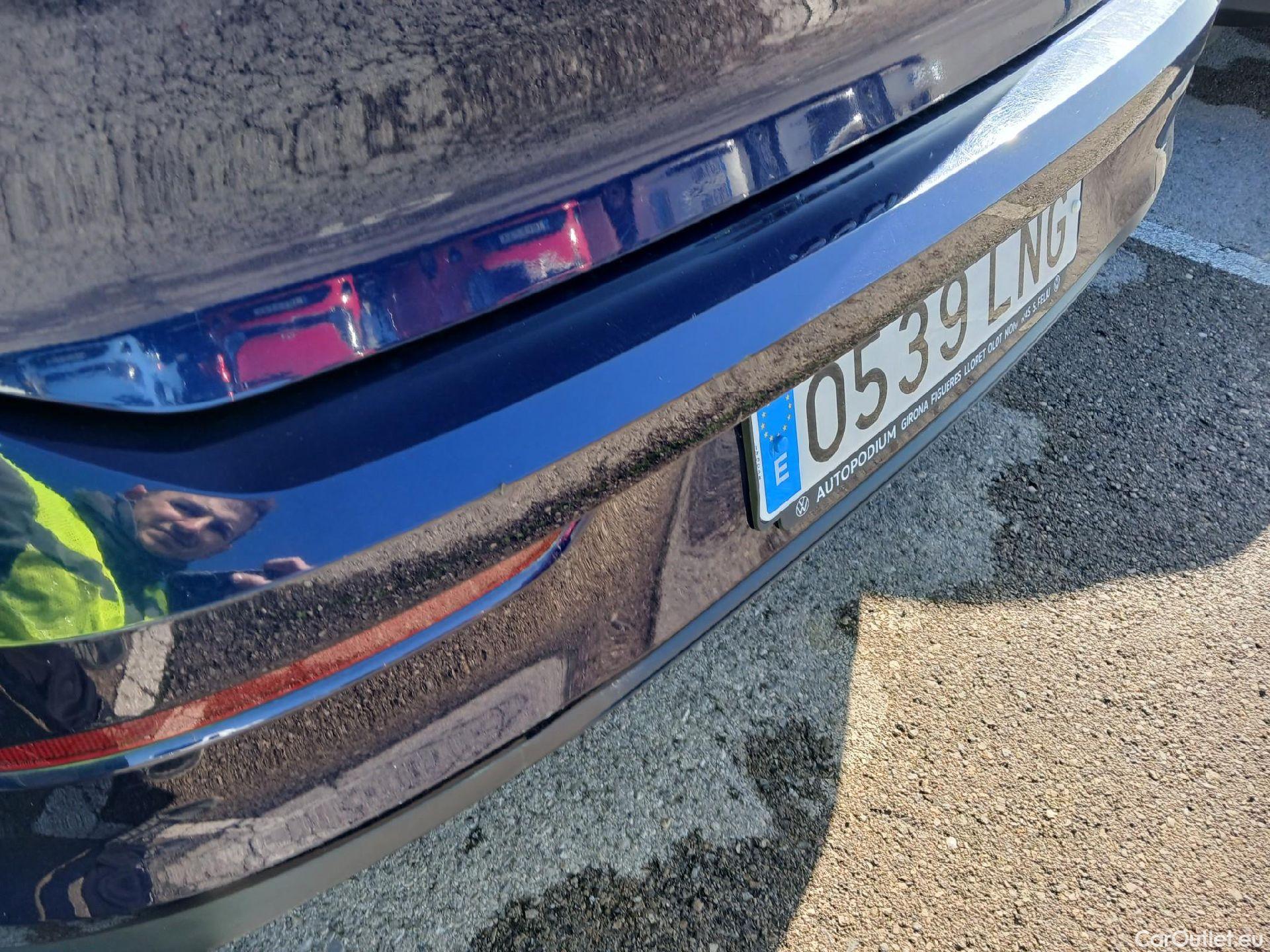  Volkswagen  Golf  VOLKSWAGEN / 2020 / 5P / berlina con portón 2.0 TDI 85kW (115CV) #7