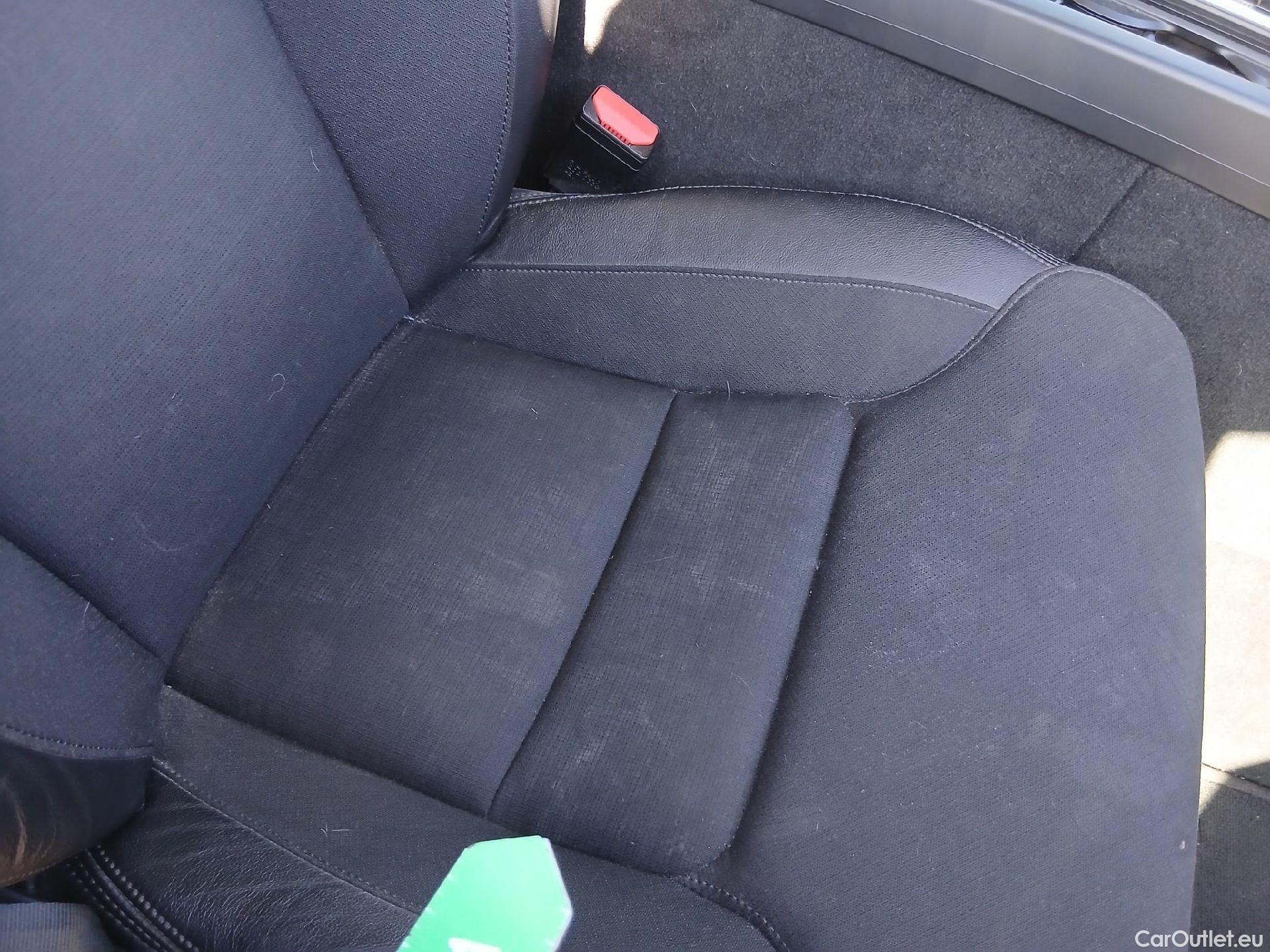  Volvo  XC60 VOLVO  / 2017 / 5P / todoterreno 2.0 B4 D Momentum Pro Auto #16