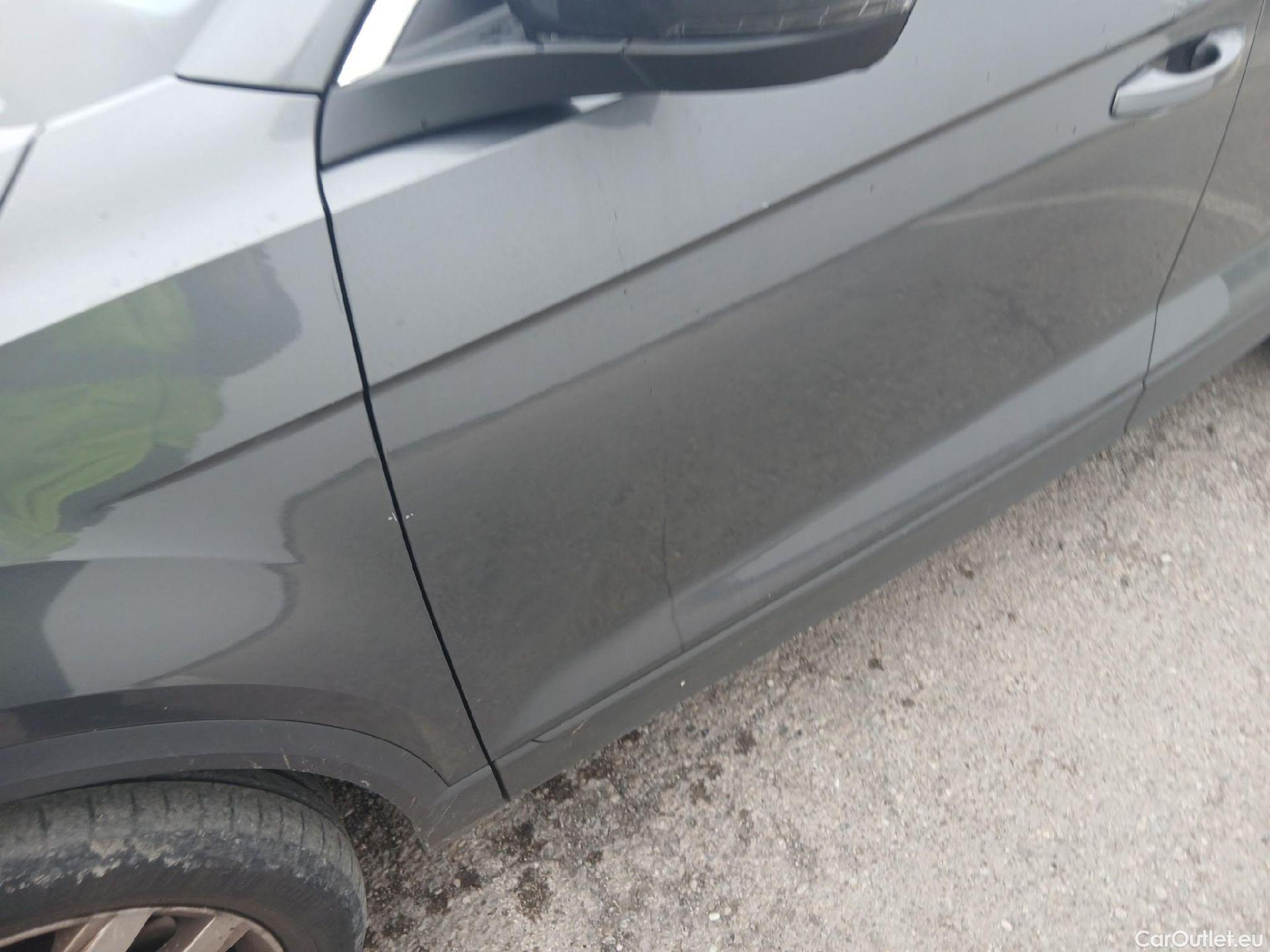  Volkswagen  T-ROC VOLKSWAGEN  / 2017 / 5P / todoterreno Advance 2.0 TDI 110kW (150CV) DSG (AC2) #6