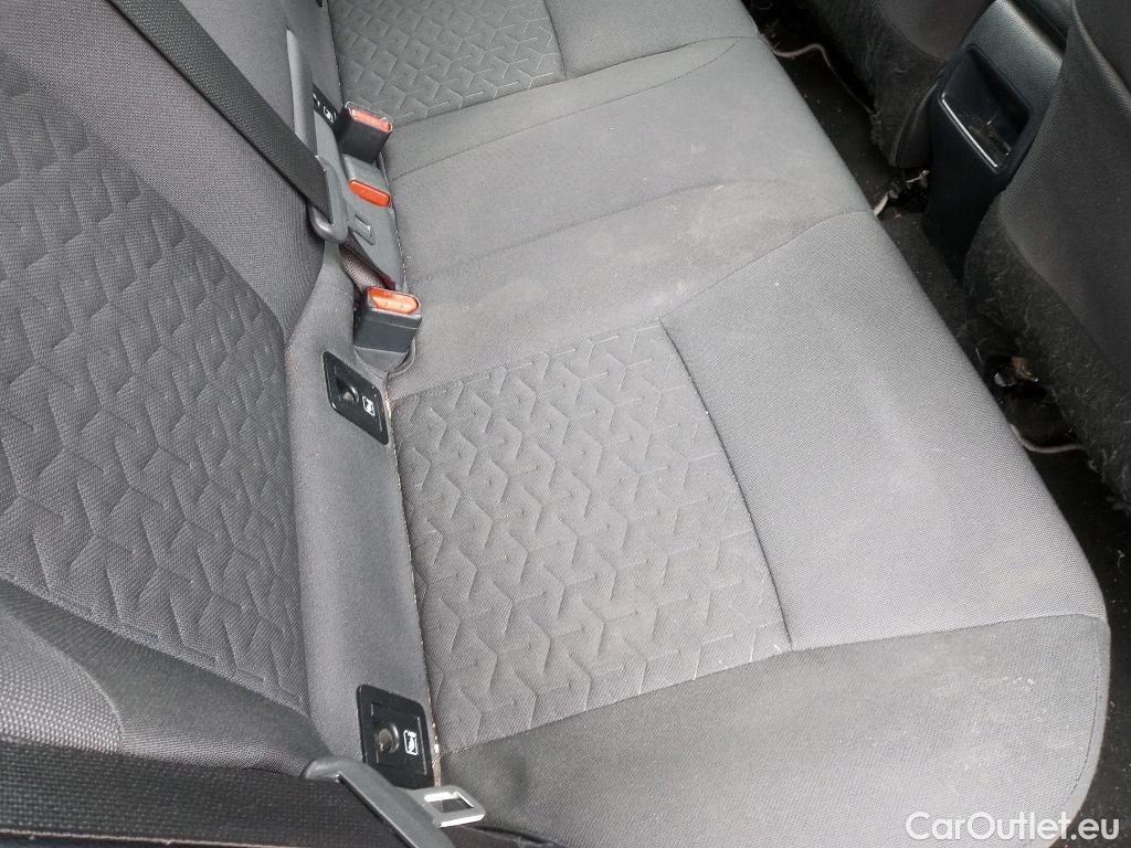  Toyota  Corolla TOYOTA  / 2019 / 5P / berlina con portón 1.8 125H BUSINESS PLUS E-CVT #11