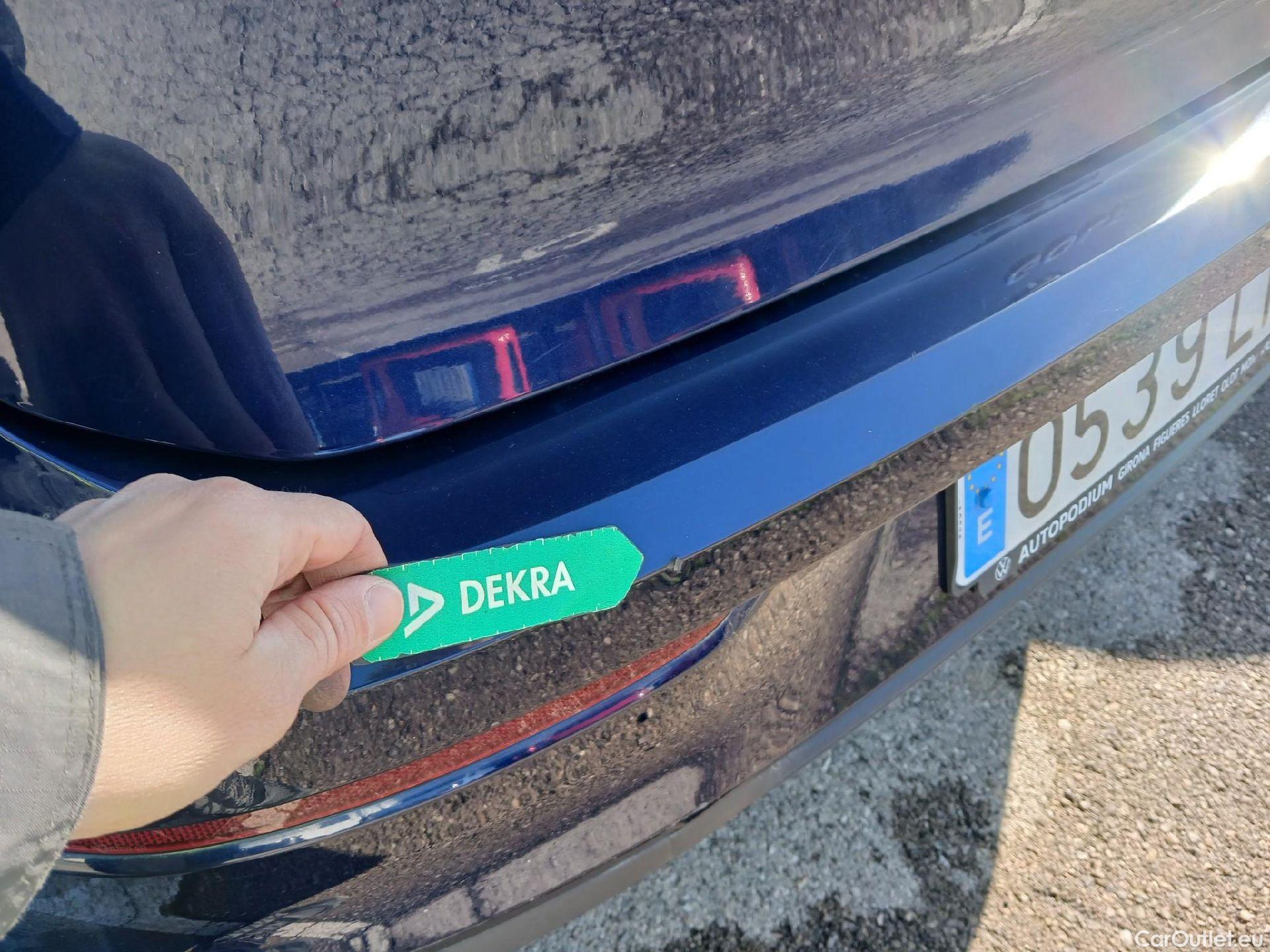  Volkswagen  Golf  VOLKSWAGEN / 2020 / 5P / berlina con portón 2.0 TDI 85kW (115CV) #8