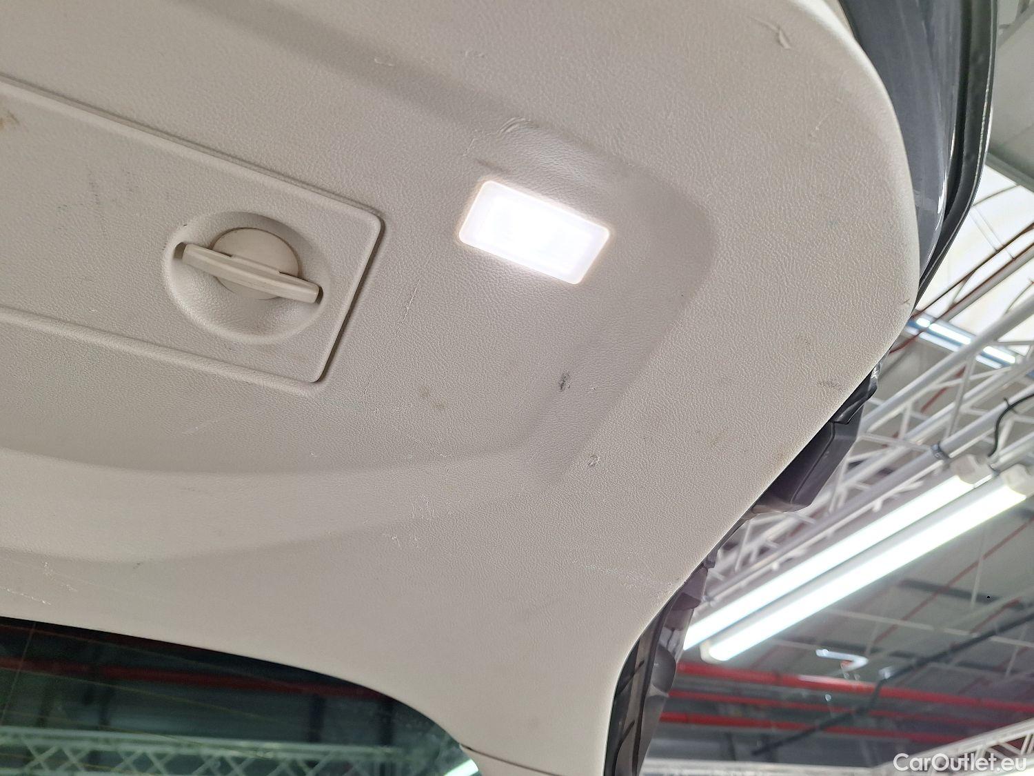  Bmw  Serie 3 BMW, 3-serie Touring '18, BMW 3 Reeks Touring 320dA (120 kW) 5d #54