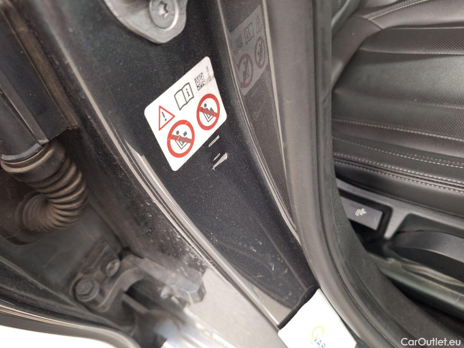  Bmw  Serie 3 BMW, 3-serie Touring '18, BMW 3 Reeks Touring 320dA (120 kW) 5d #40