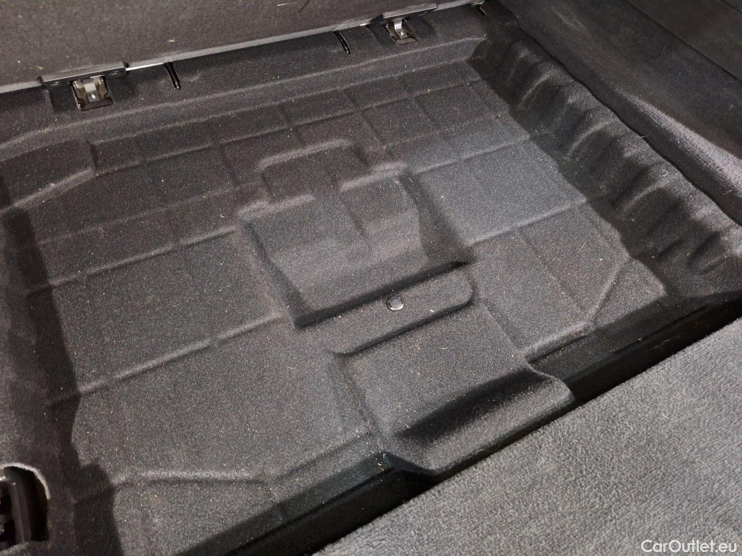  Bmw  Serie 3 BMW, 3-serie Touring '18, BMW 3 Reeks Touring 320dA (120 kW) 5d #1