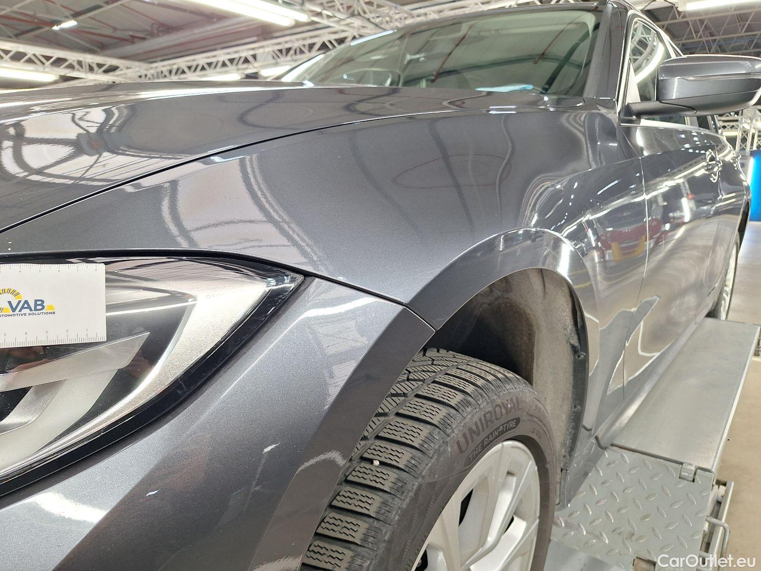  Bmw  Serie 3 BMW, 3-serie Touring '18, BMW 3 Reeks Touring 320dA (120 kW) 5d #37