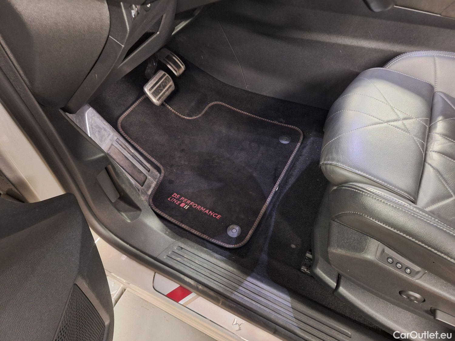  DS  DS7 DS,  CB '17, DS 7 Crossback E-Tense 4x4 PERFORMANCE Line 5d #55