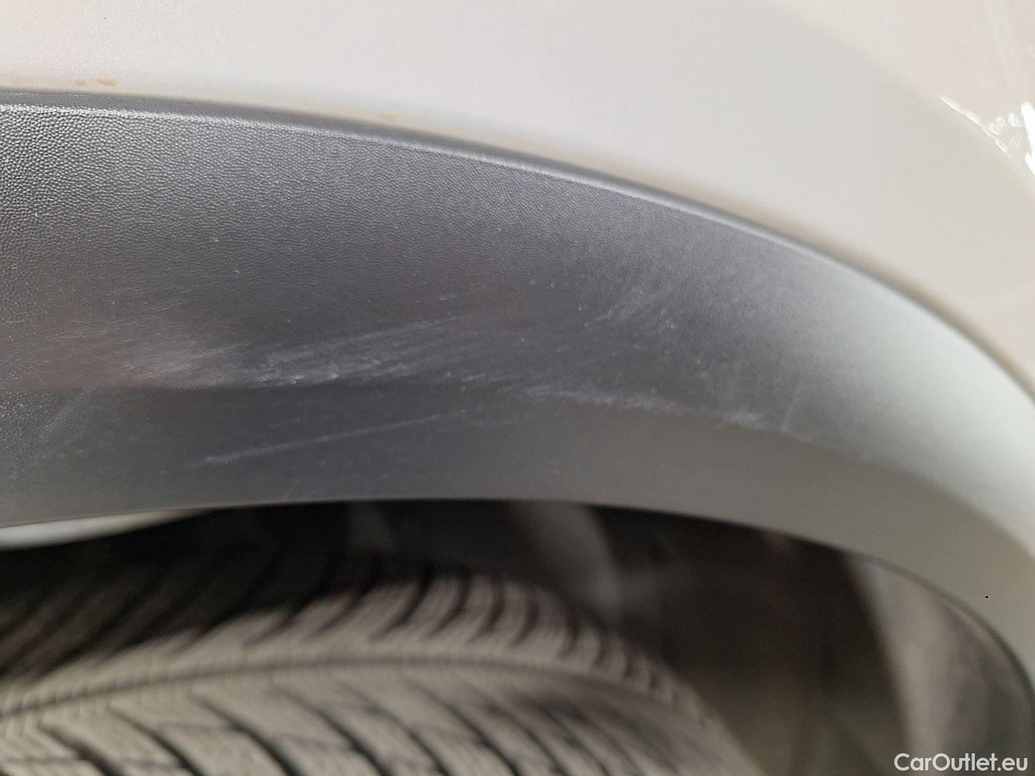  DS  DS7 DS,  CB '17, DS 7 Crossback E-Tense 4x4 PERFORMANCE Line 5d #48