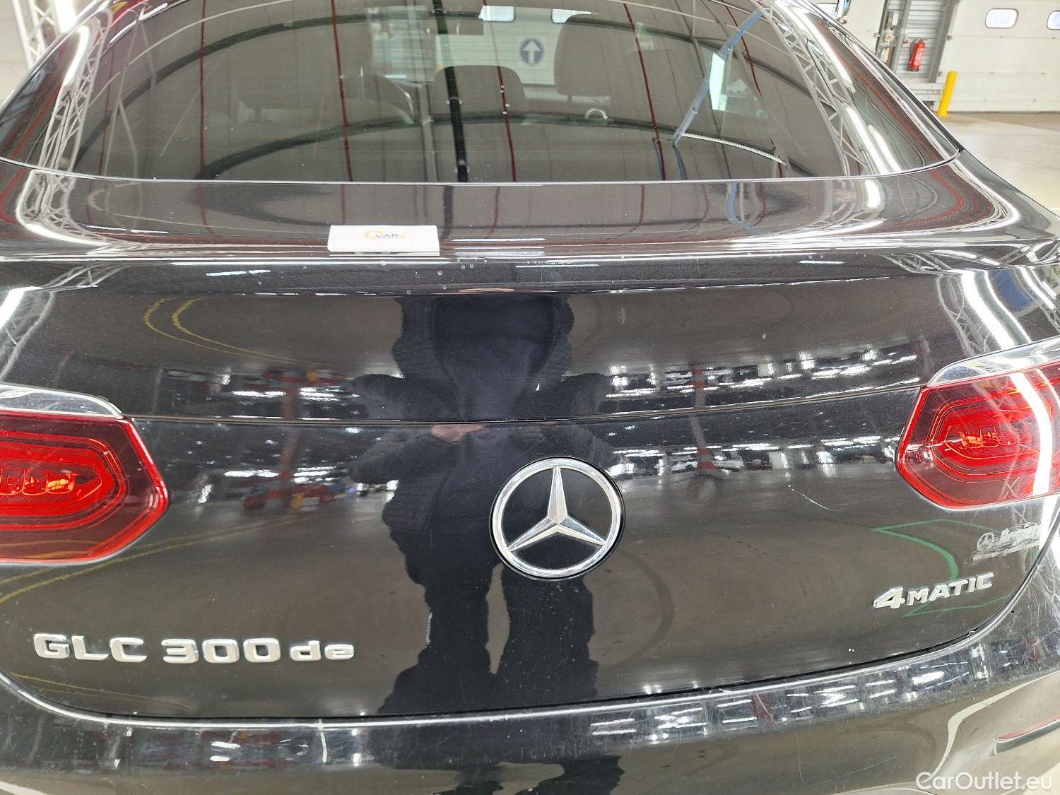  Mercedes  G-Klasee Mercedes, GLC Coupé FL'19, Mercedes-Benz GLC Coupé GLC 300 de 4MATIC 5d #56