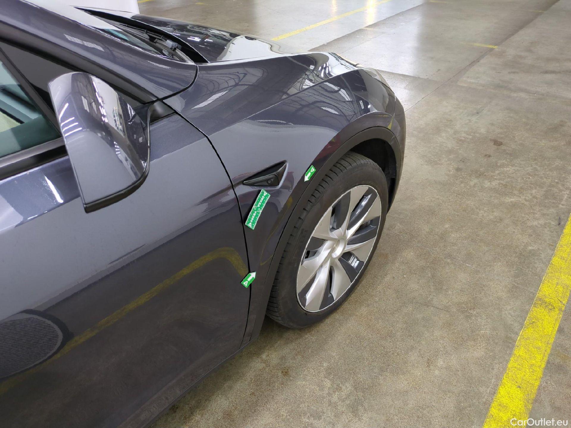  Tesla  Model Y TESLA  / 2020 / 5P / SUV Grand Autonomie Dual Motor AWD #32