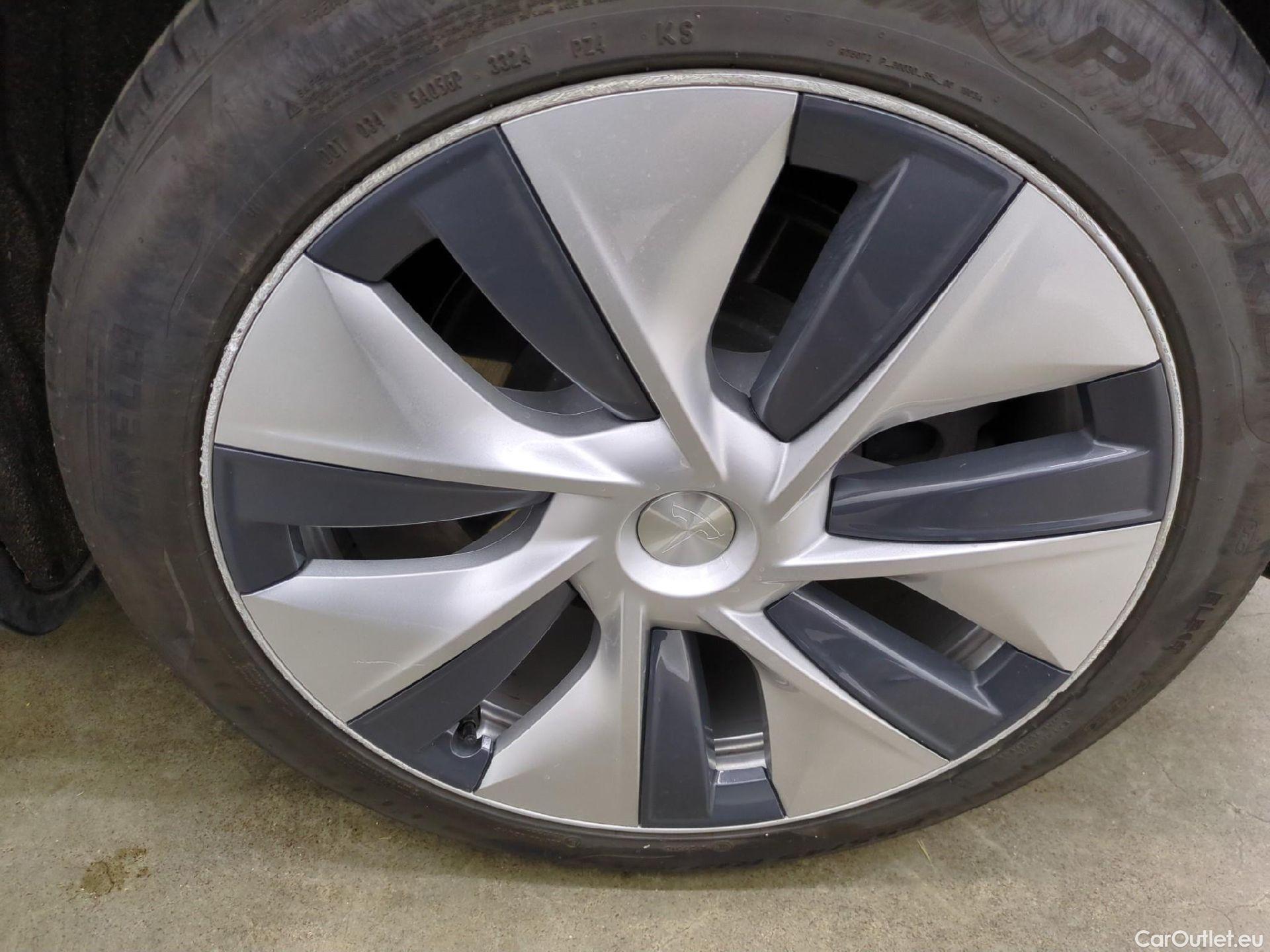  Tesla  Model Y TESLA  / 2020 / 5P / SUV Grand Autonomie Dual Motor AWD #16