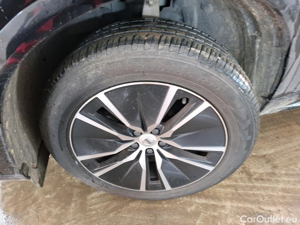  Volvo  XC90 VOLVO  / 2019 / 5P / SUV Recharge T8 AWD GT 8 Inscription Busi #4