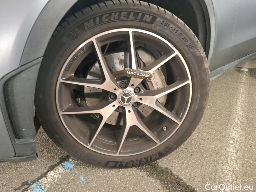  Mercedes  G-Klasee MERCEDES-BENZ GLC Coupe / 2019 / 5P / Coupé GLC 300 de Business Line 4Matic #8